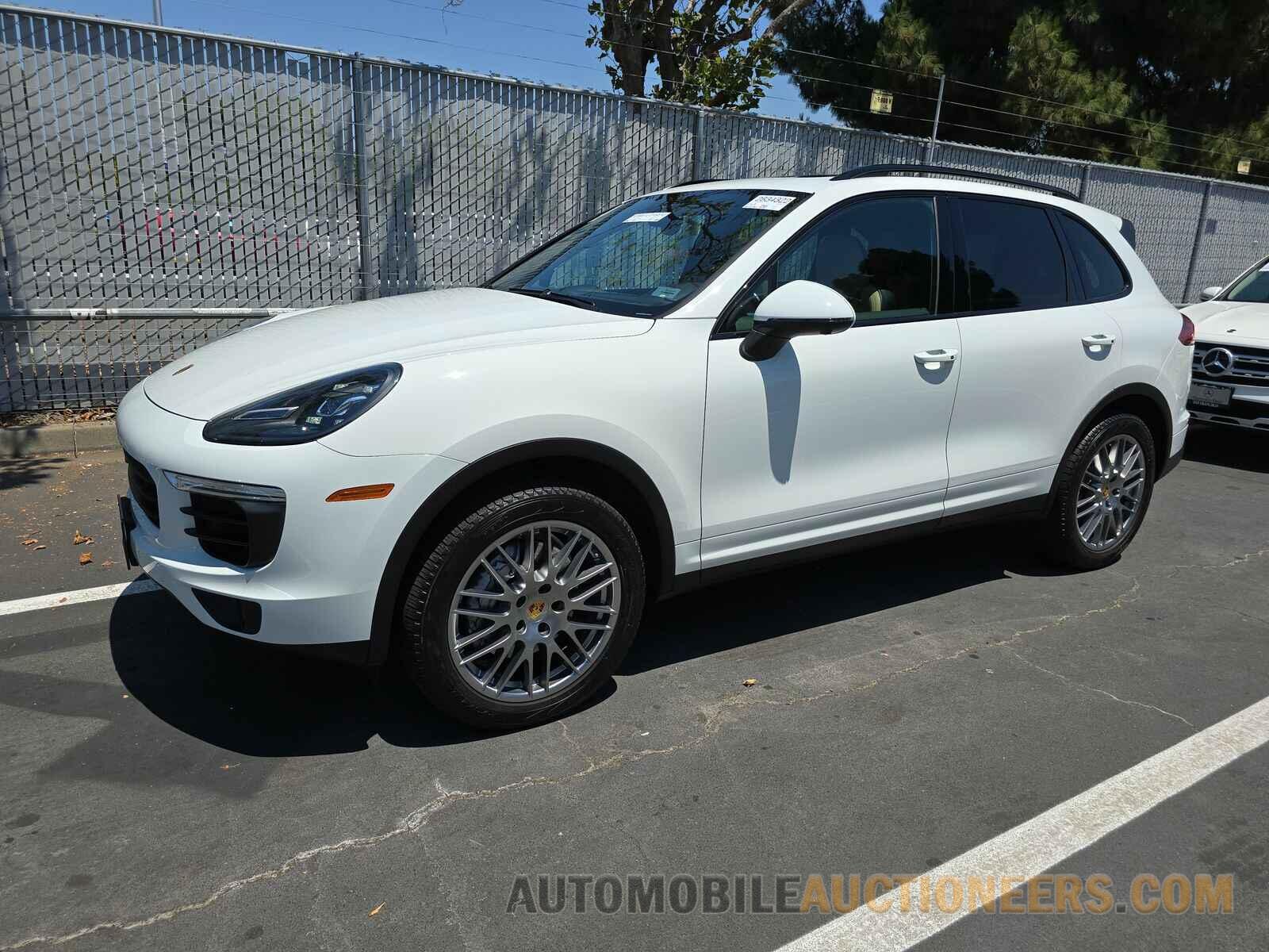 WP1AB2A24HLA51374 Porsche Cayenne 2017