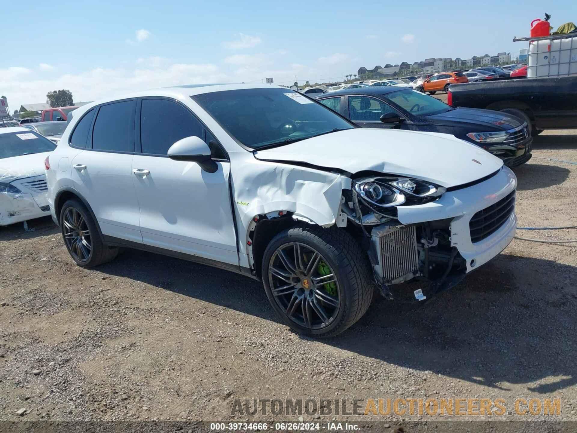 WP1AB2A24HLA52041 PORSCHE CAYENNE 2017