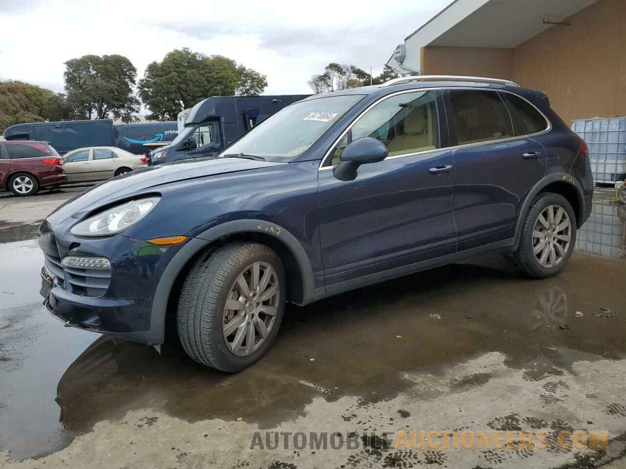 WP1AB2A28BLA44113 PORSCHE CAYENNE 2011