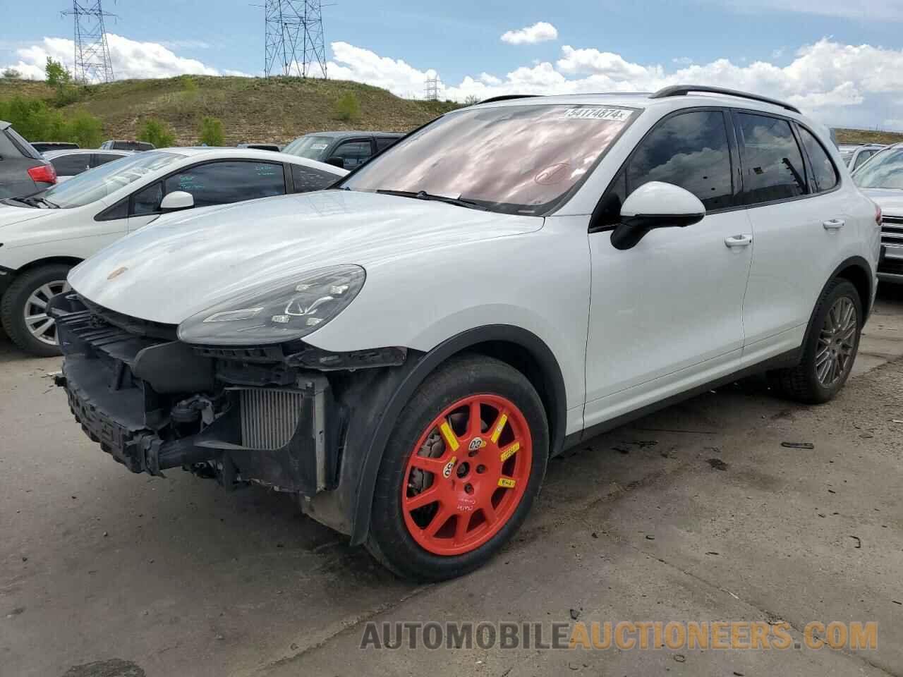 WP1AB2A2XGLA93689 PORSCHE CAYENNE 2016