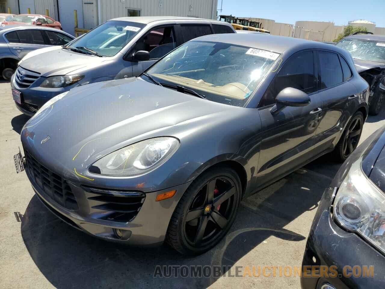 WP1AB2A50FLB44075 PORSCHE MACAN 2015