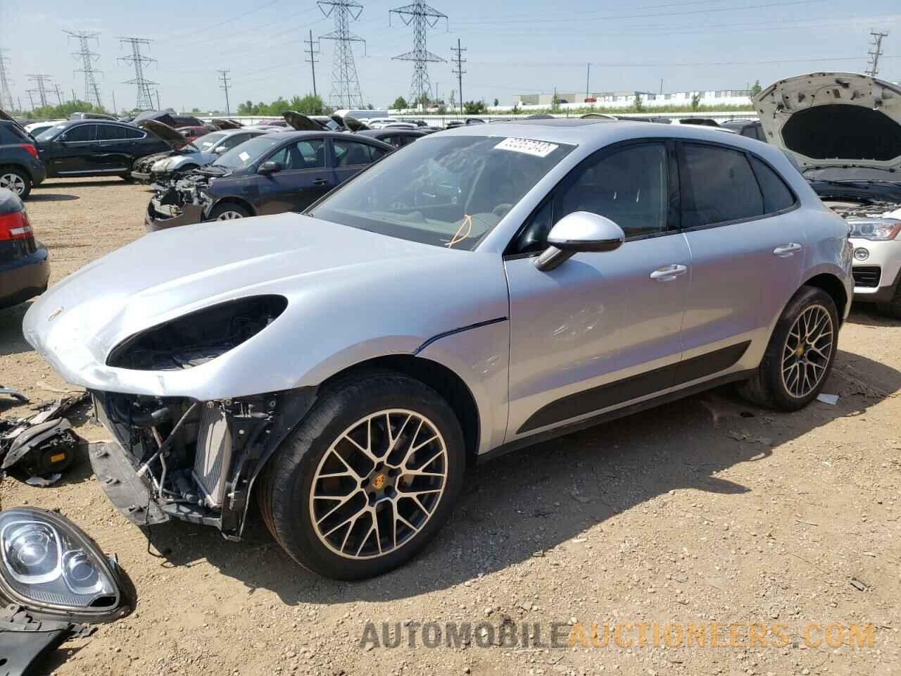 WP1AB2A52HLB19004 PORSCHE MACAN 2017