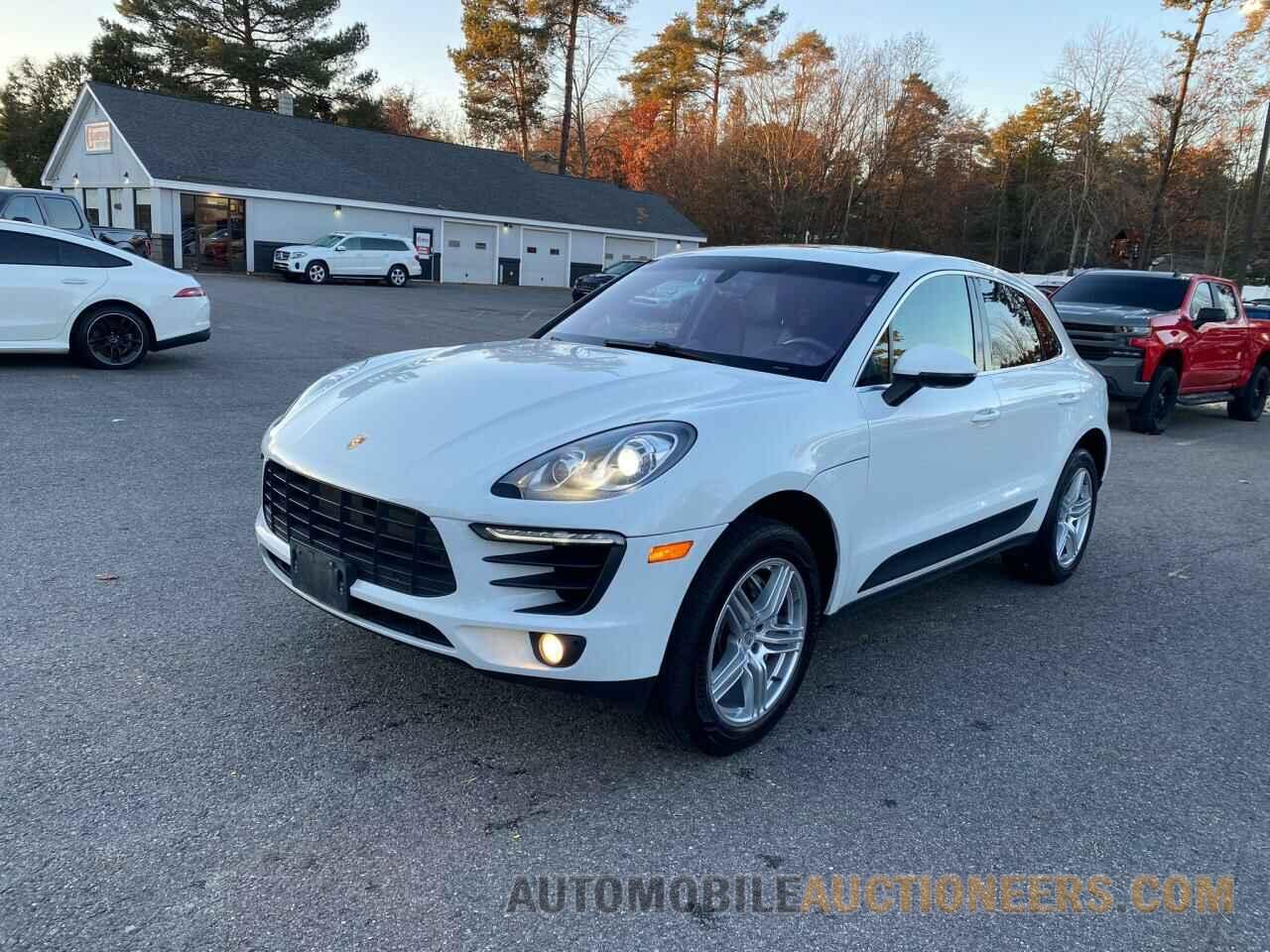 WP1AB2A53GLB40667 PORSCHE MACAN 2016