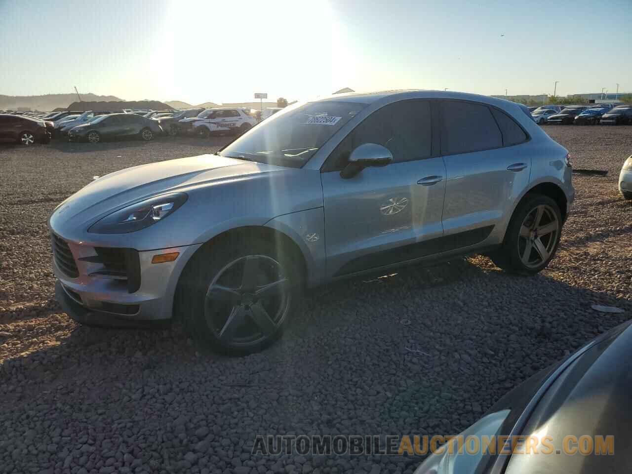 WP1AB2A53KLB30813 PORSCHE MACAN 2019