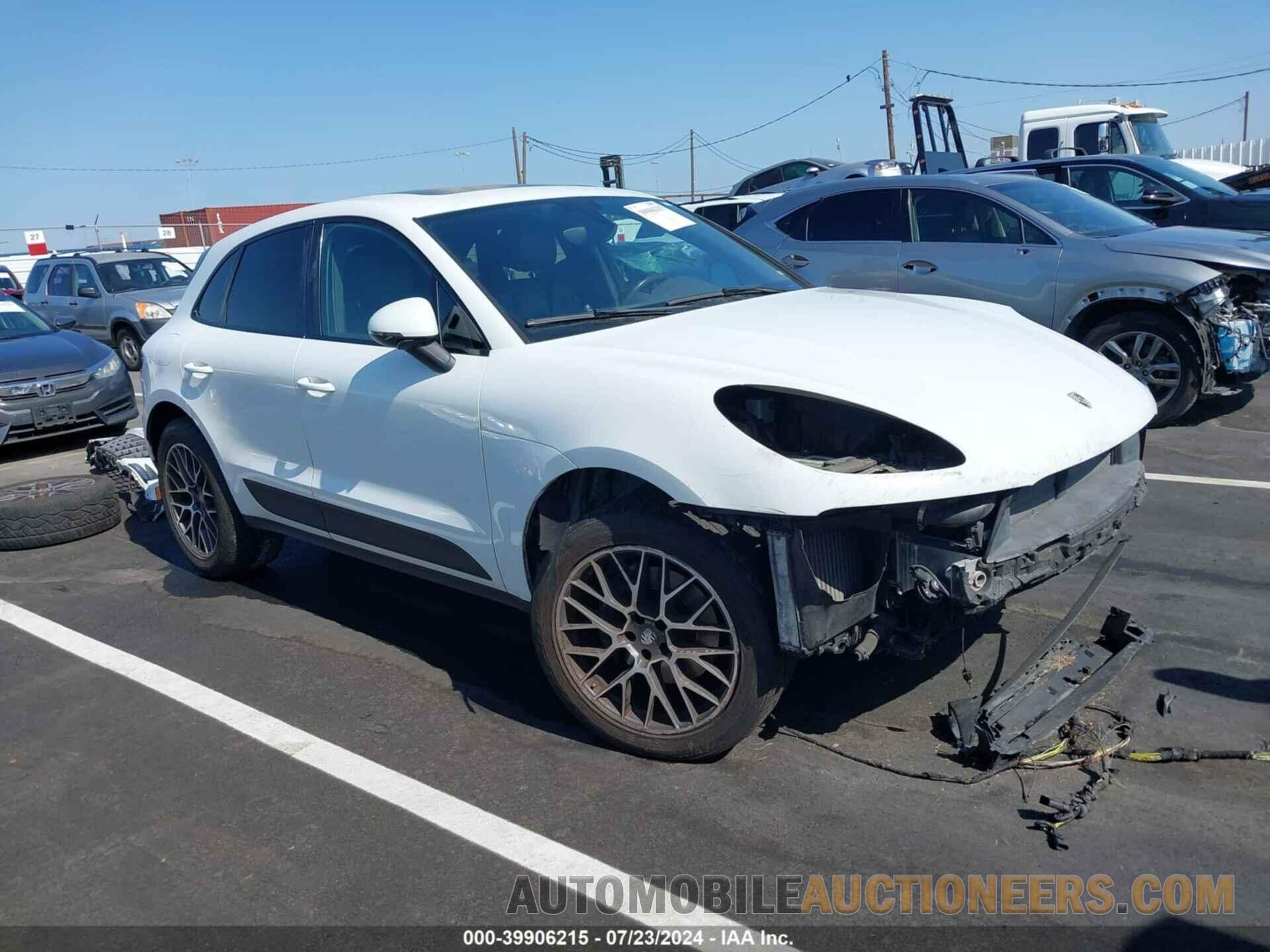 WP1AB2A58GLB43662 PORSCHE MACAN 2016