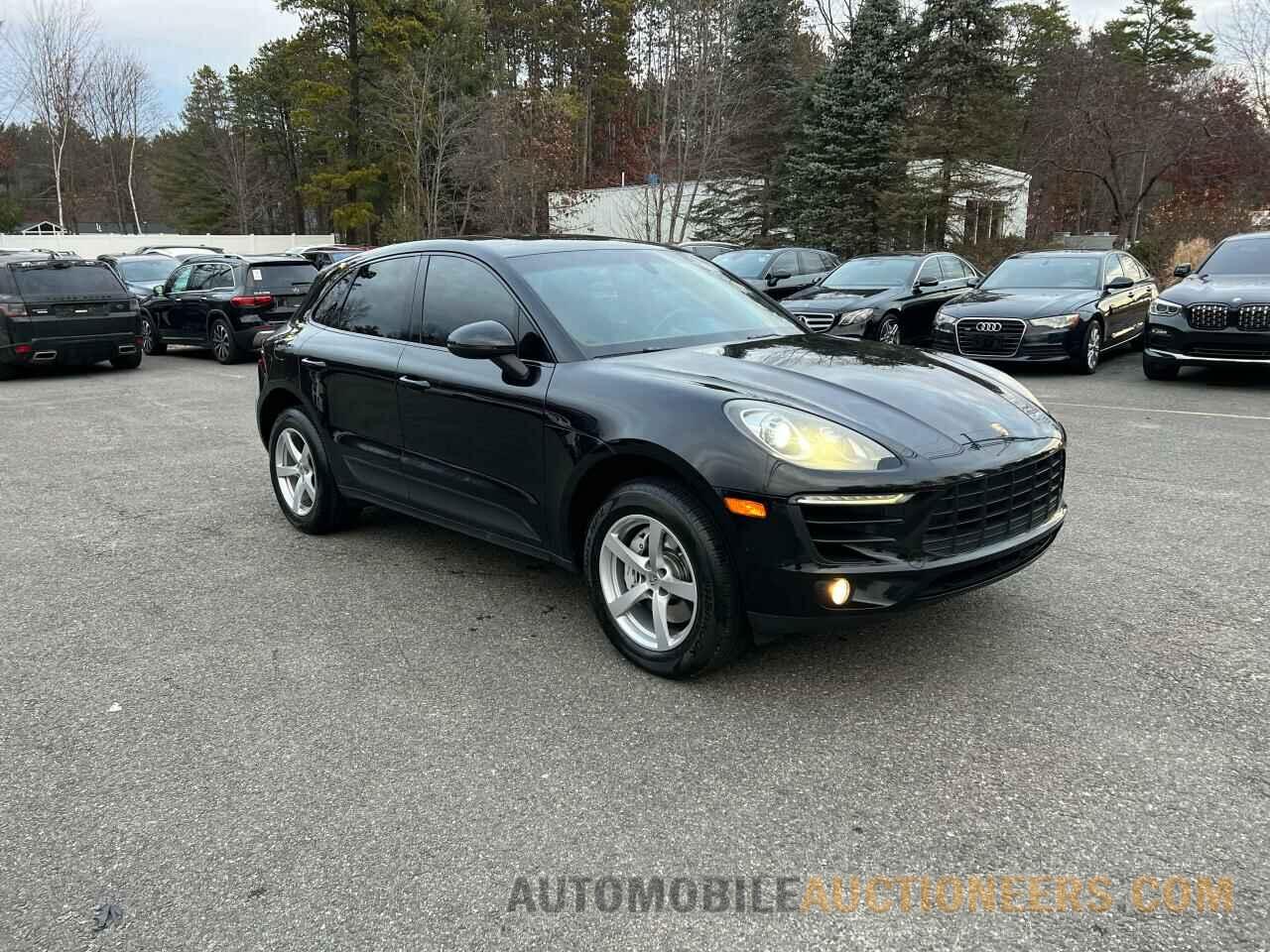 WP1AB2A58GLB47372 PORSCHE MACAN 2016