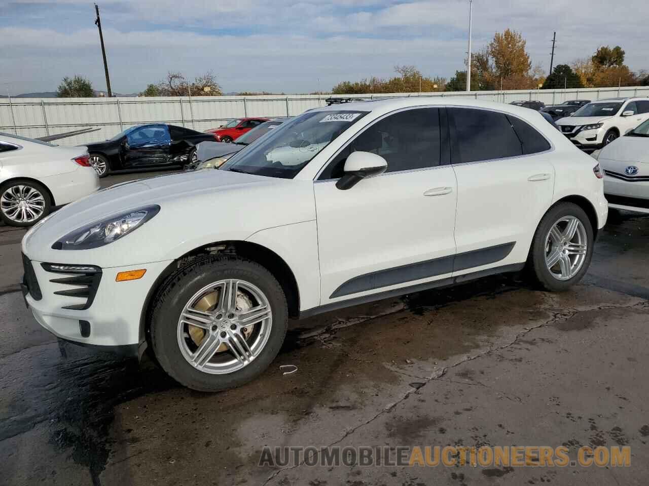 WP1AB2A58HLB15667 PORSCHE MACAN 2017