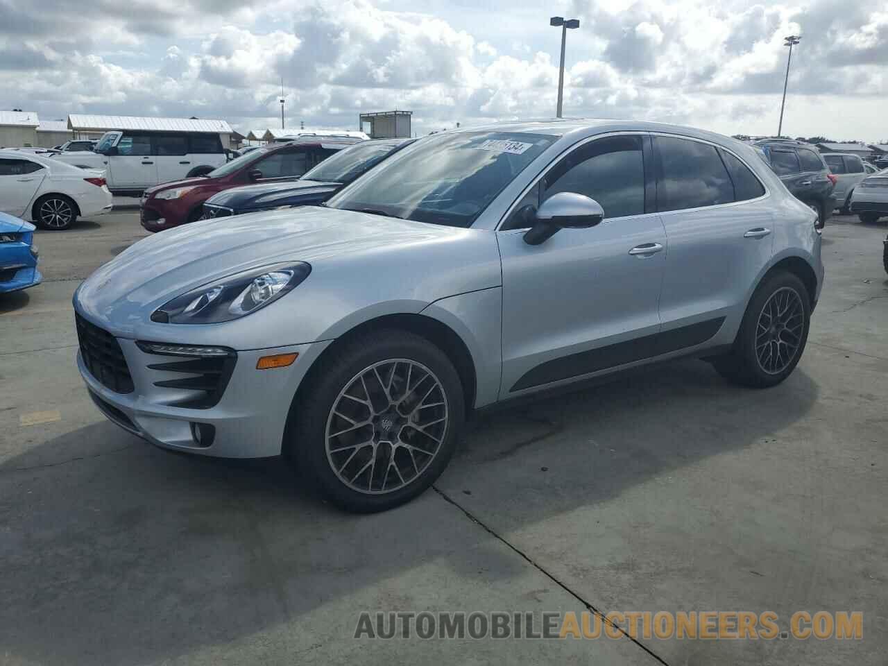 WP1AB2A58HLB16222 PORSCHE MACAN 2017