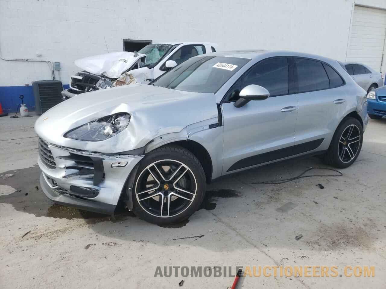 WP1AB2A58KLB31178 PORSCHE MACAN 2019