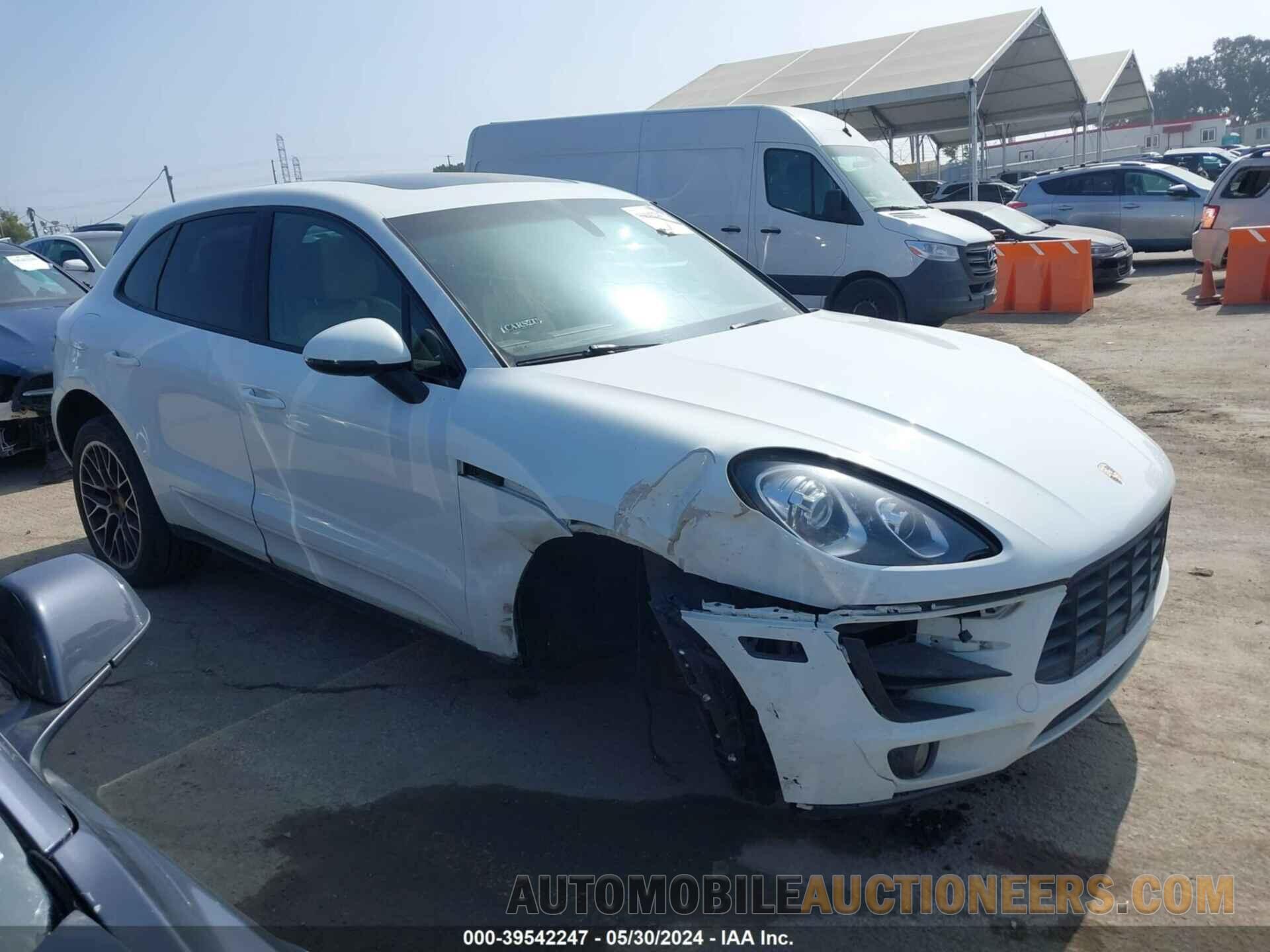 WP1AB2A59GLB44674 PORSCHE MACAN 2016