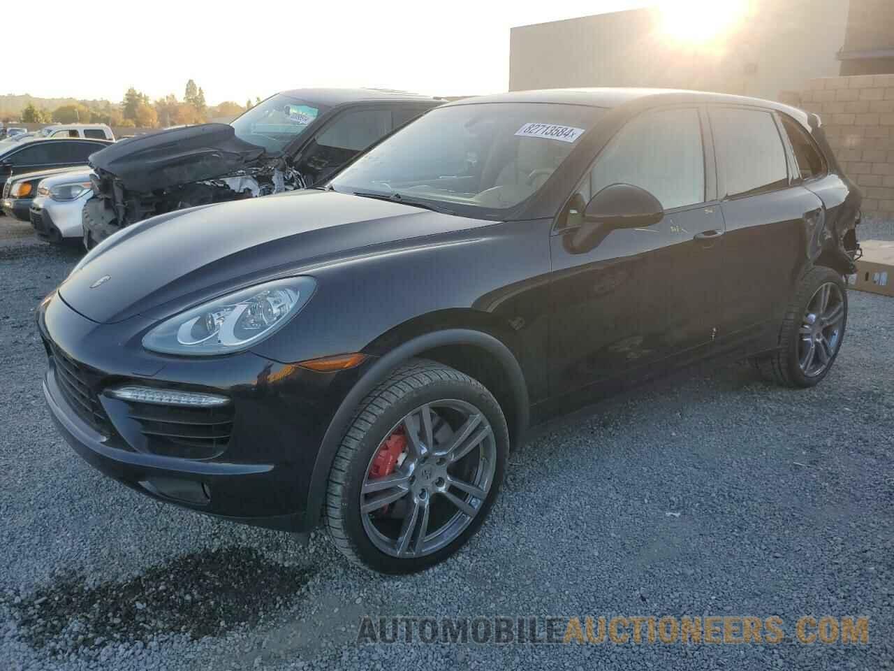 WP1AC2A22BLA82126 PORSCHE CAYENNE 2011