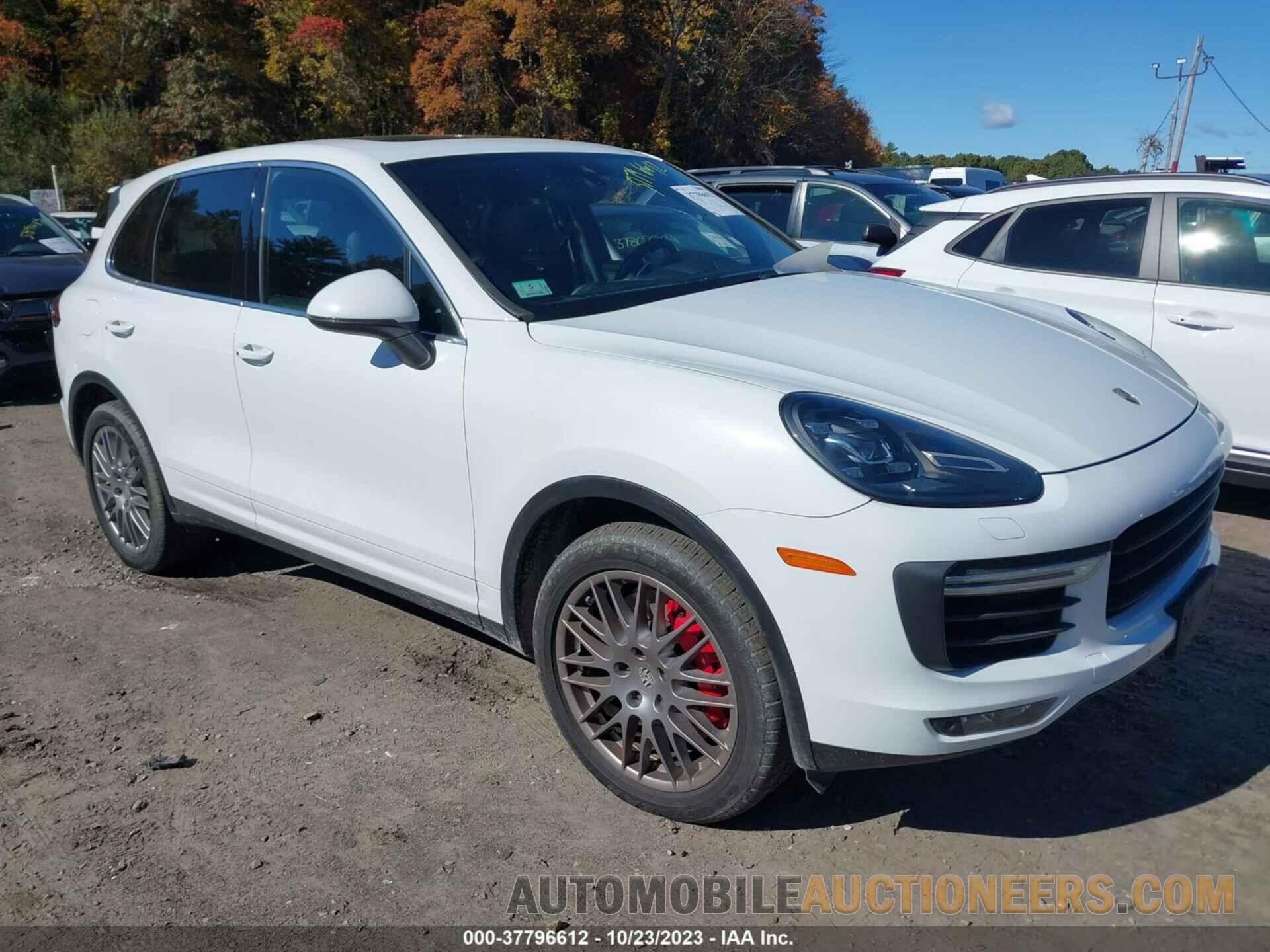 WP1AC2A28FLA80760 PORSCHE CAYENNE 2015