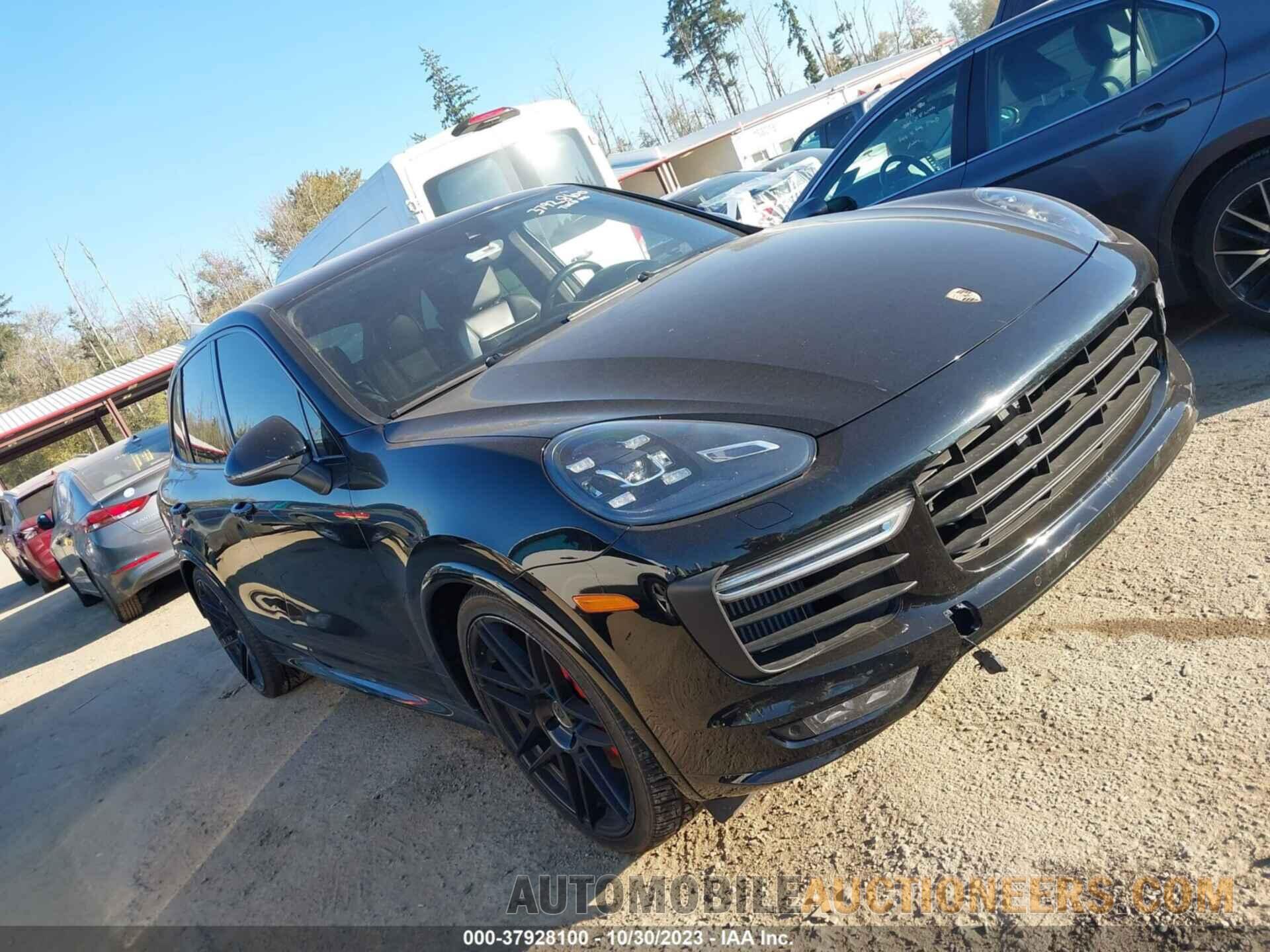 WP1AD2A2XGLA72027 PORSCHE CAYENNE 2016