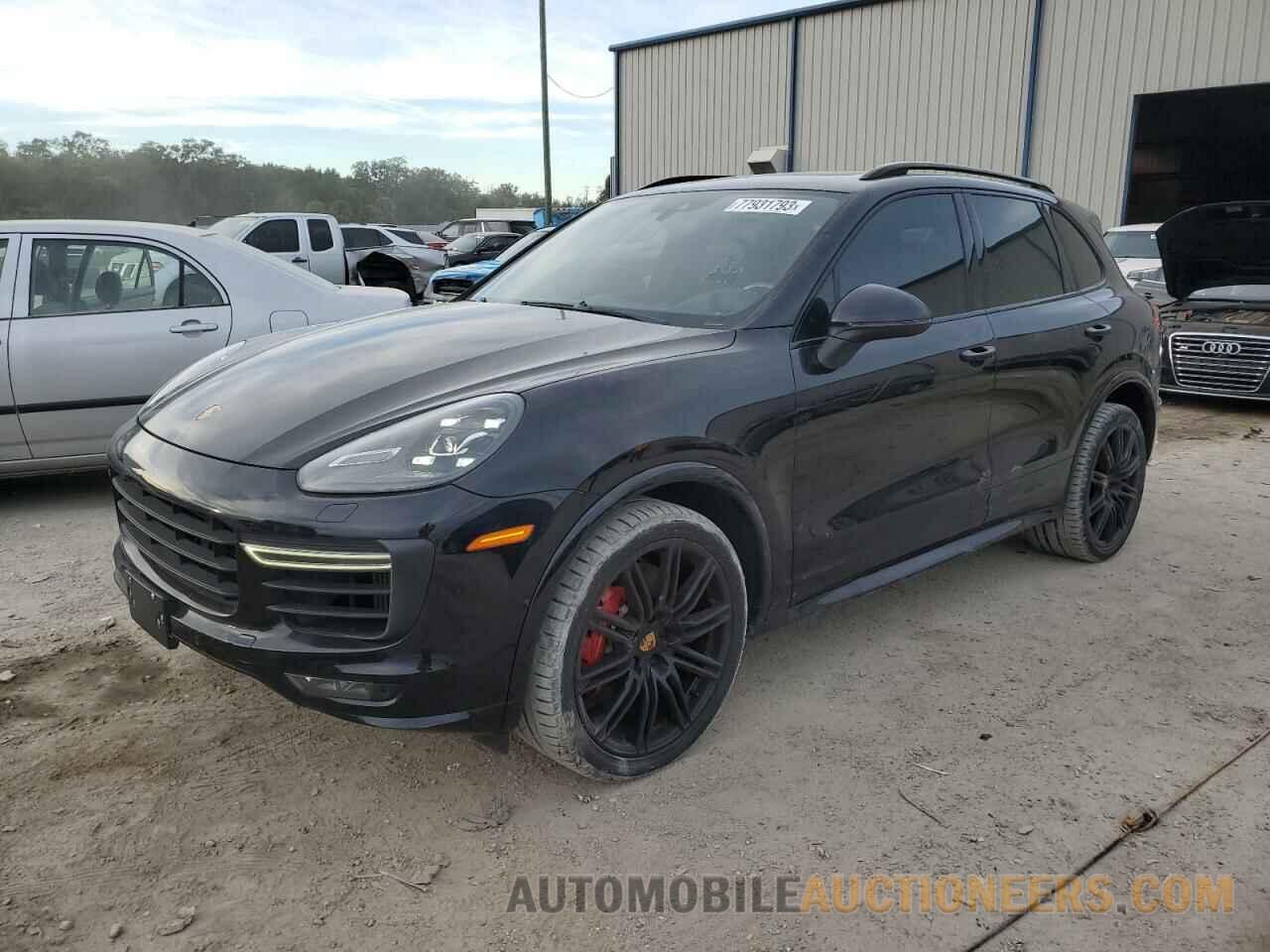 WP1AD2A2XHLA83272 PORSCHE CAYENNE 2017