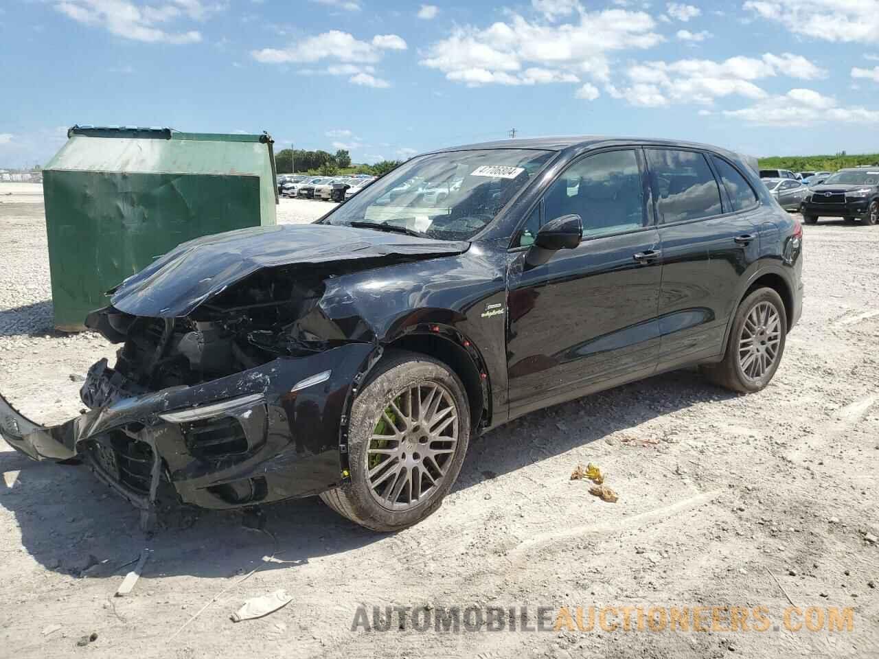 WP1AE2A20GLA16112 PORSCHE CAYENNE 2016