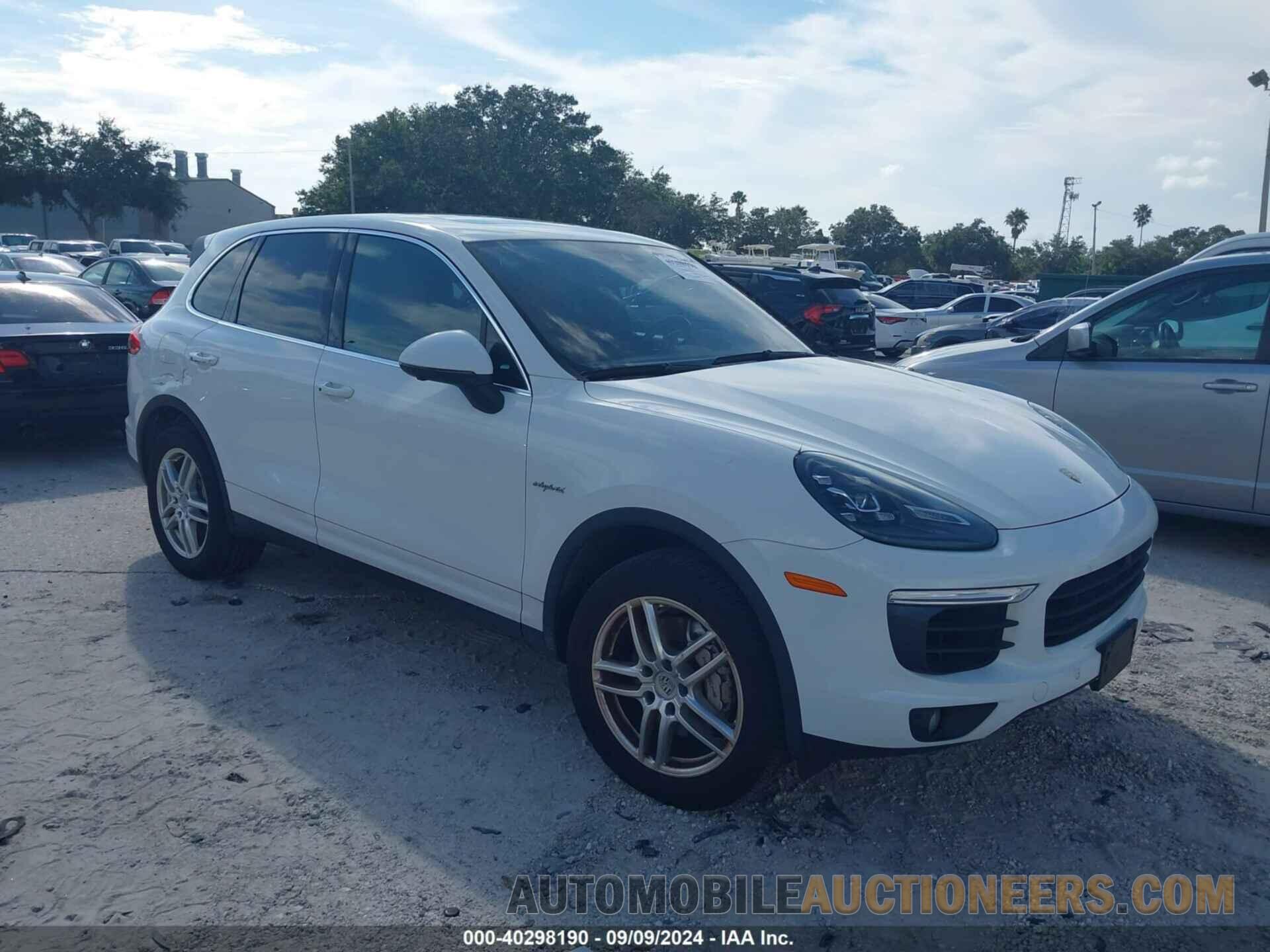 WP1AE2A20GLA59736 PORSCHE CAYENNE E-HYBRID 2016