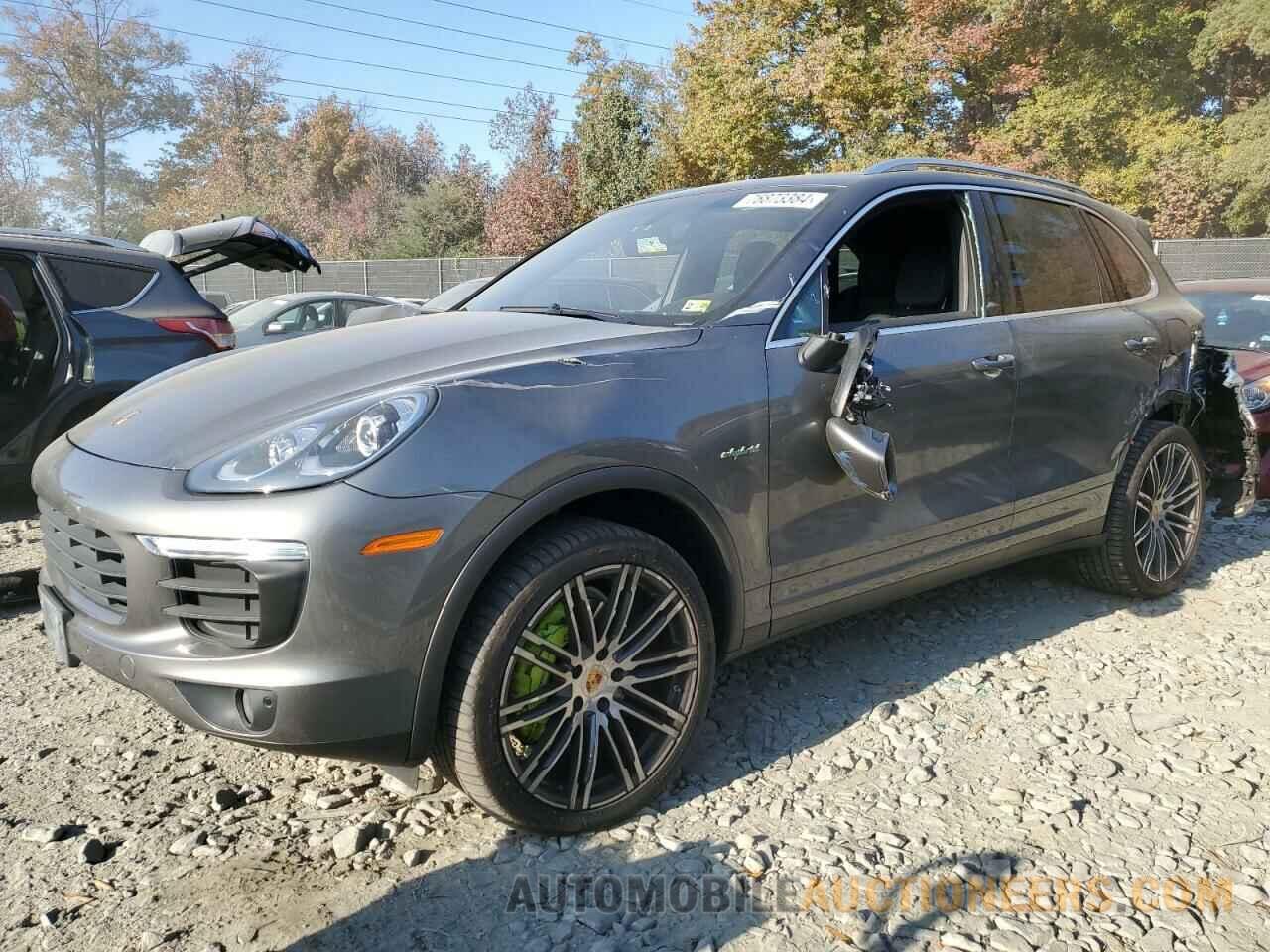 WP1AE2A21FLA52356 PORSCHE CAYENNE 2015