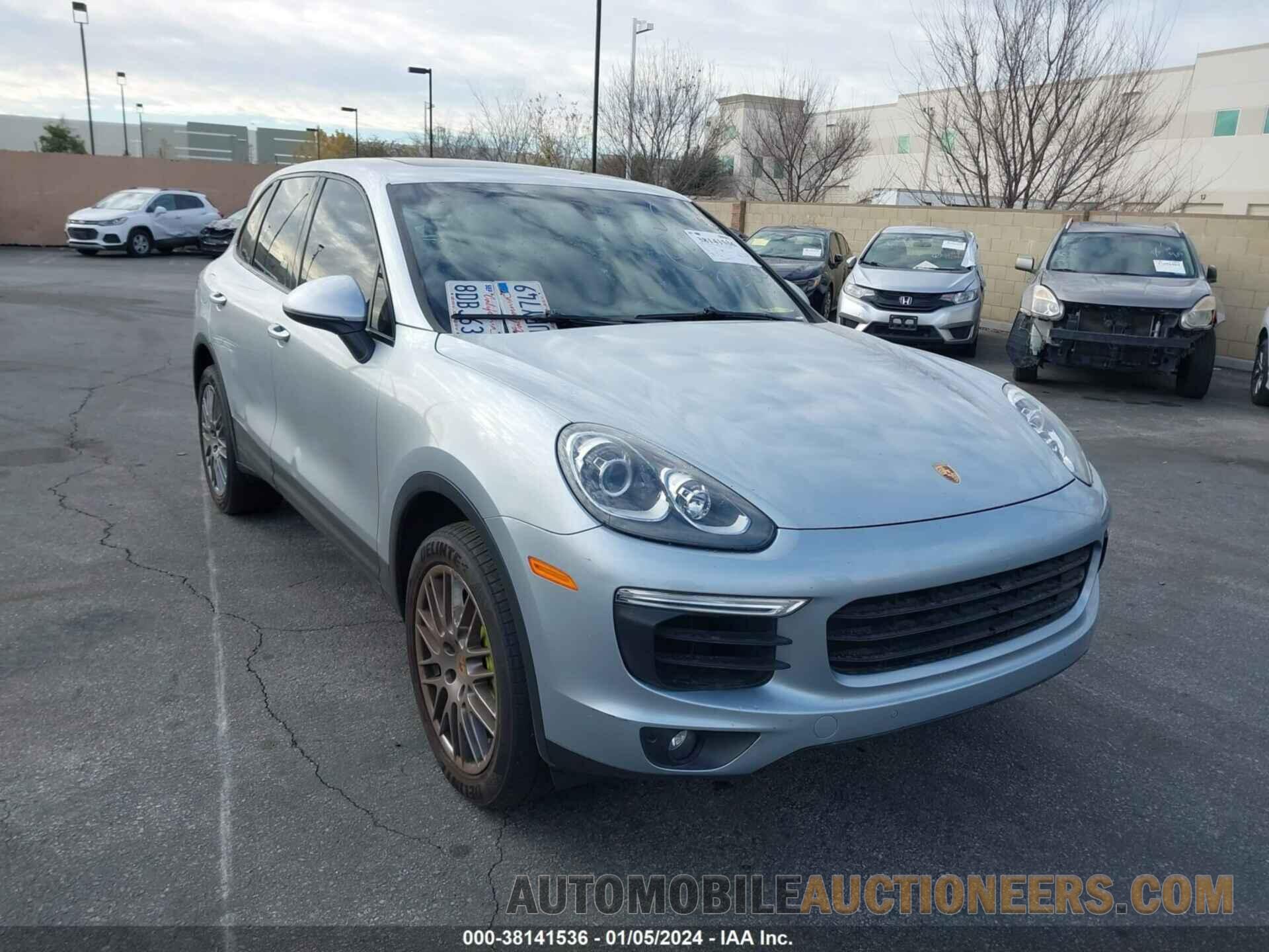 WP1AE2A21GLA64475 PORSCHE CAYENNE E-HYBRID 2016