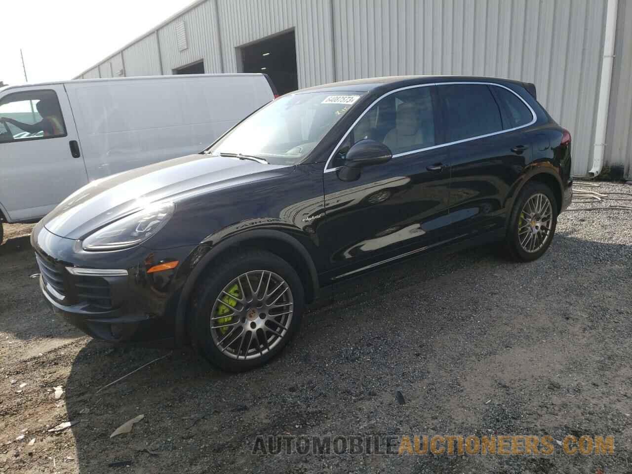 WP1AE2A21GLA64556 PORSCHE CAYENNE 2016