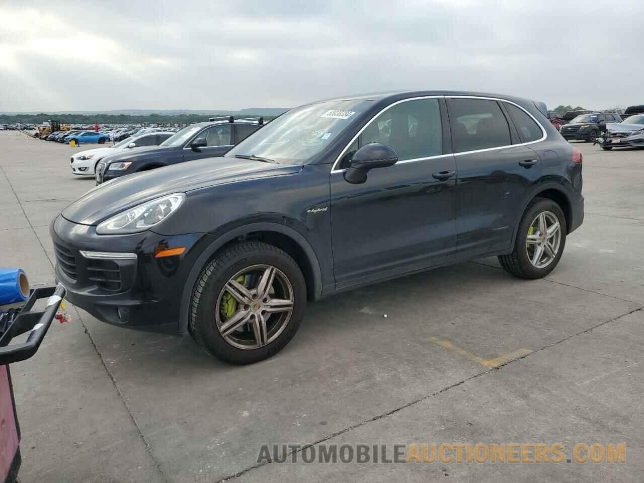 WP1AE2A22GLA60807 PORSCHE CAYENNE 2016