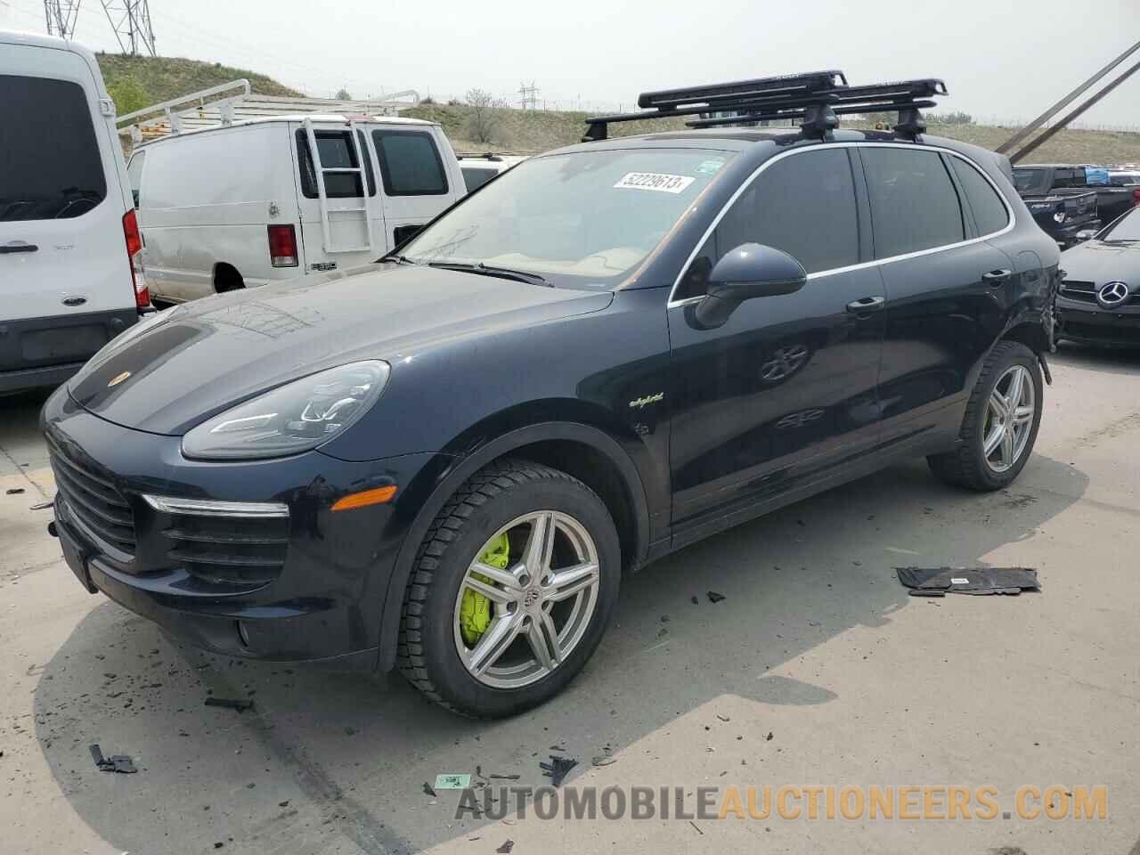 WP1AE2A22GLA61567 PORSCHE CAYENNE 2016