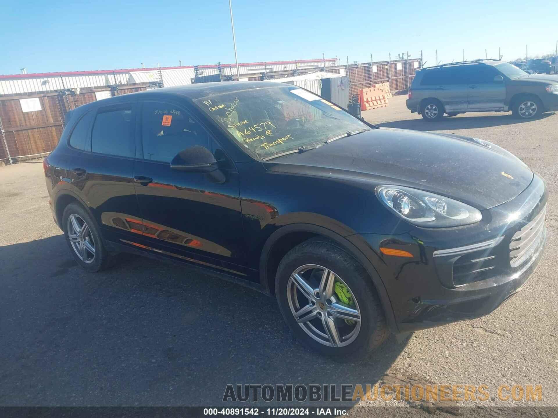 WP1AE2A22GLA64579 PORSCHE CAYENNE E-HYBRID 2016