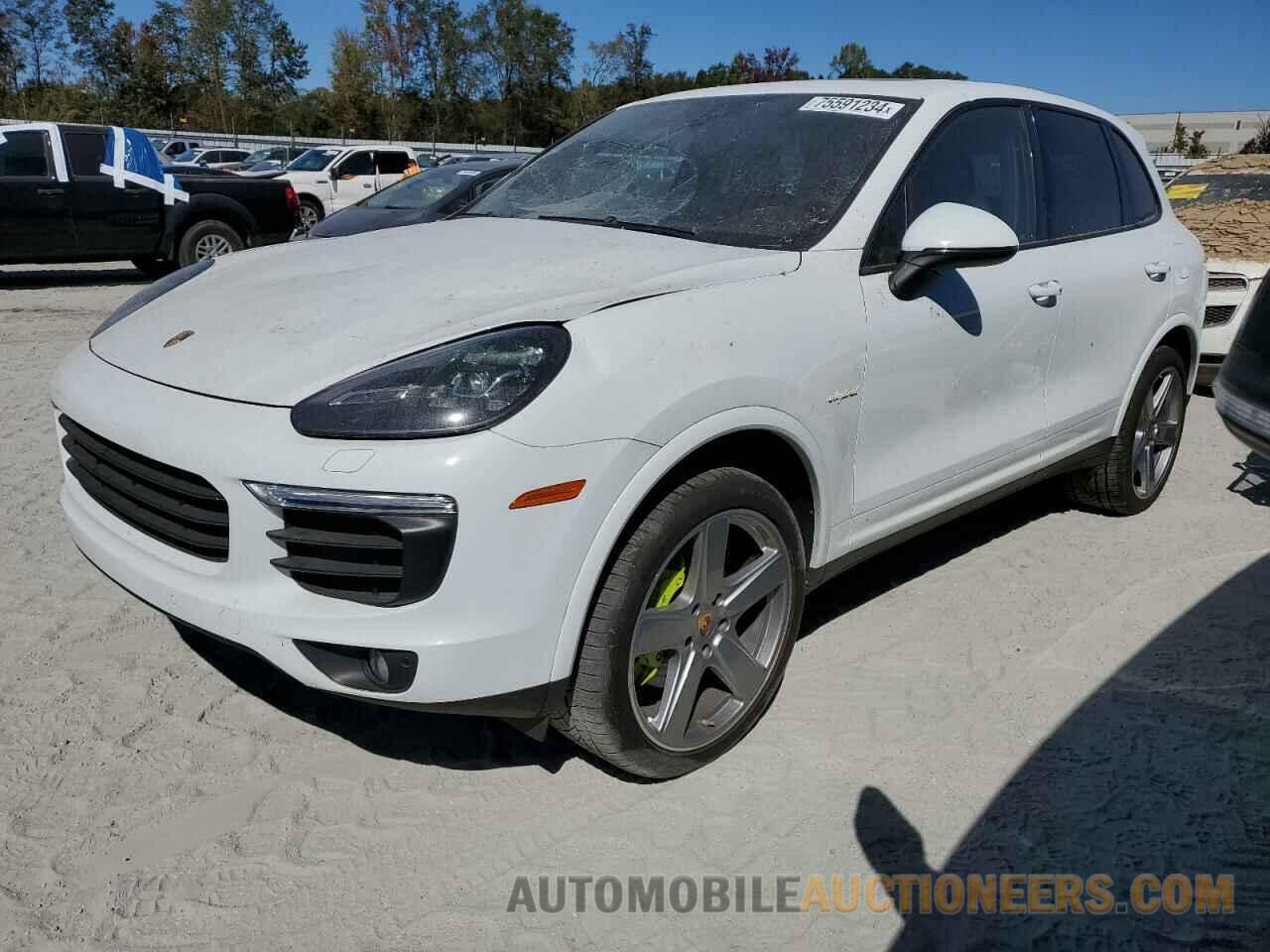 WP1AE2A22HLA70044 PORSCHE CAYENNE 2017