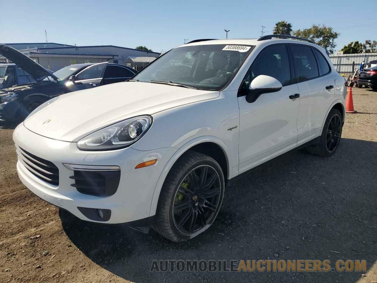 WP1AE2A23HLA75138 PORSCHE CAYENNE 2017