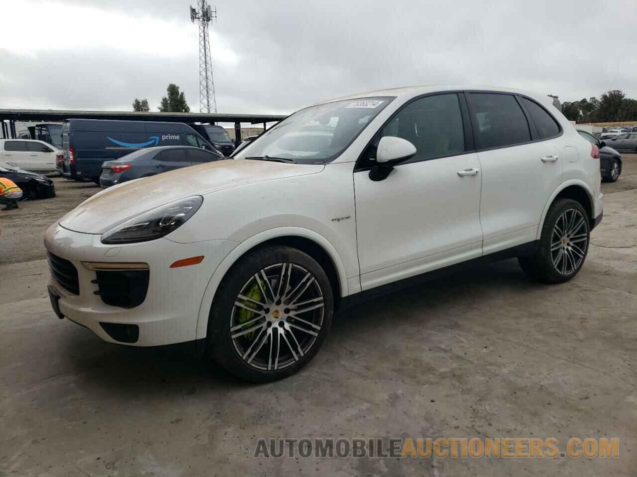 WP1AE2A23HLA75401 PORSCHE CAYENNE 2017