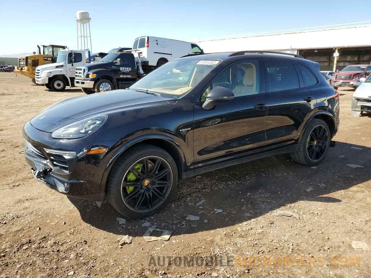 WP1AE2A24HLA70711 PORSCHE CAYENNE 2017