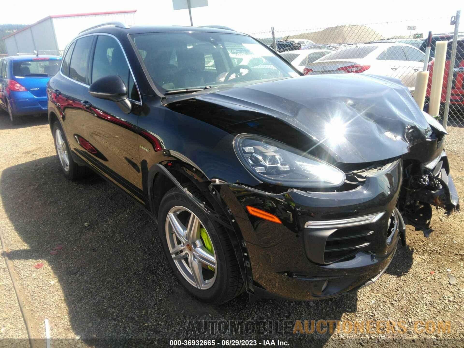 WP1AE2A25GLA58386 PORSCHE CAYENNE 2016