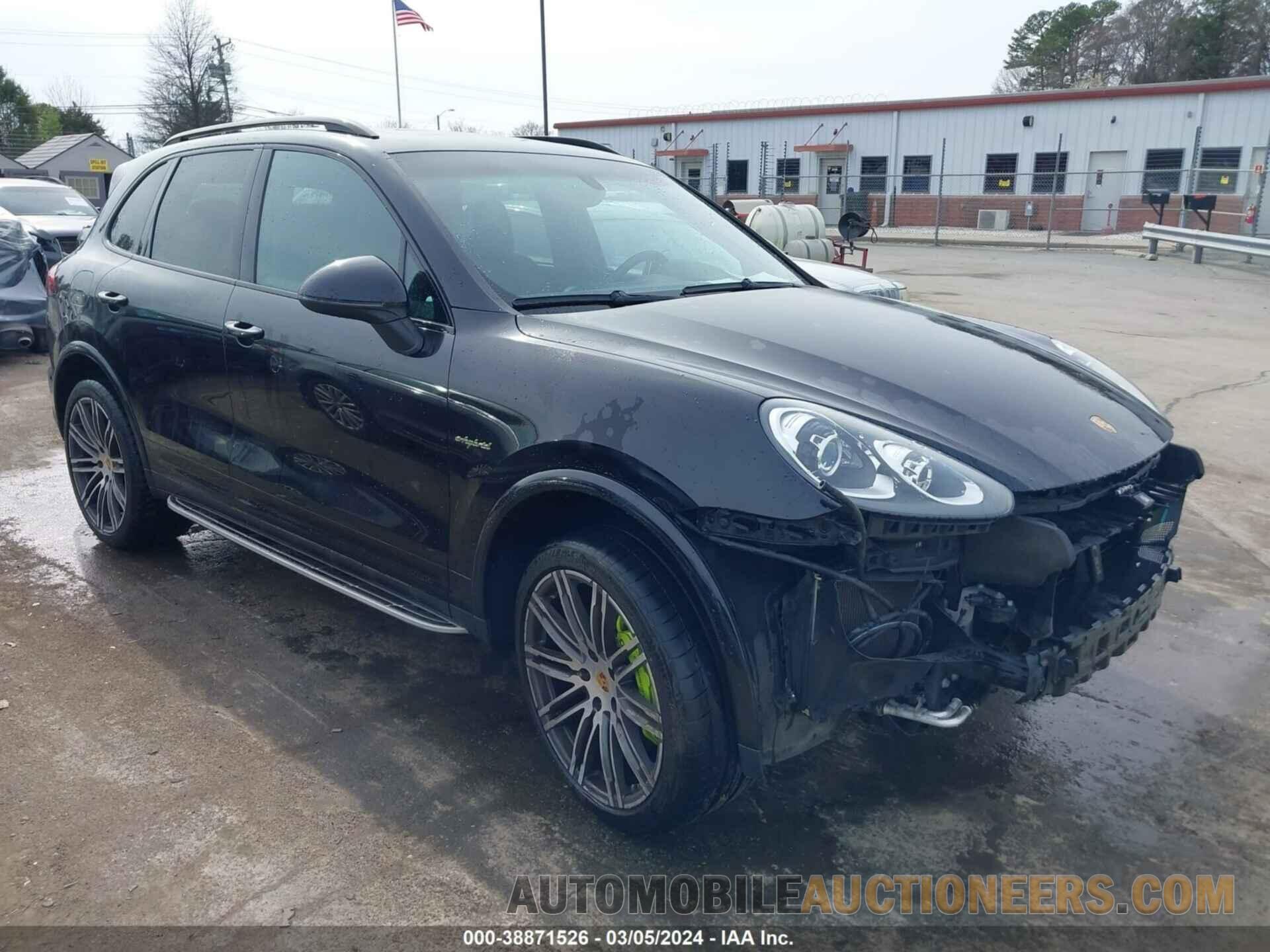 WP1AE2A25HLA71446 PORSCHE CAYENNE E-HYBRID 2017