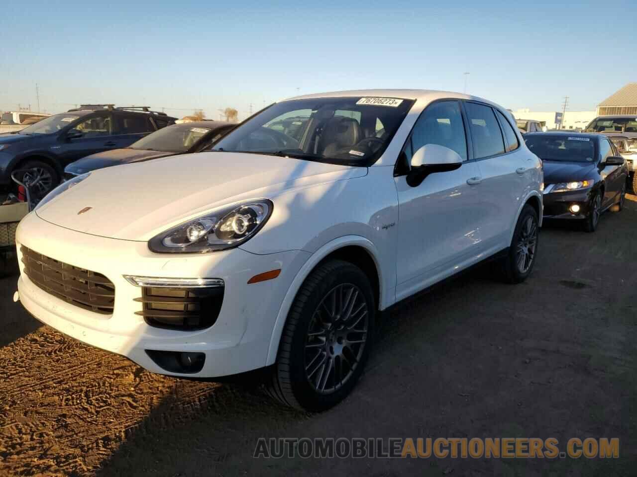 WP1AE2A25HLA72032 PORSCHE CAYENNE 2017