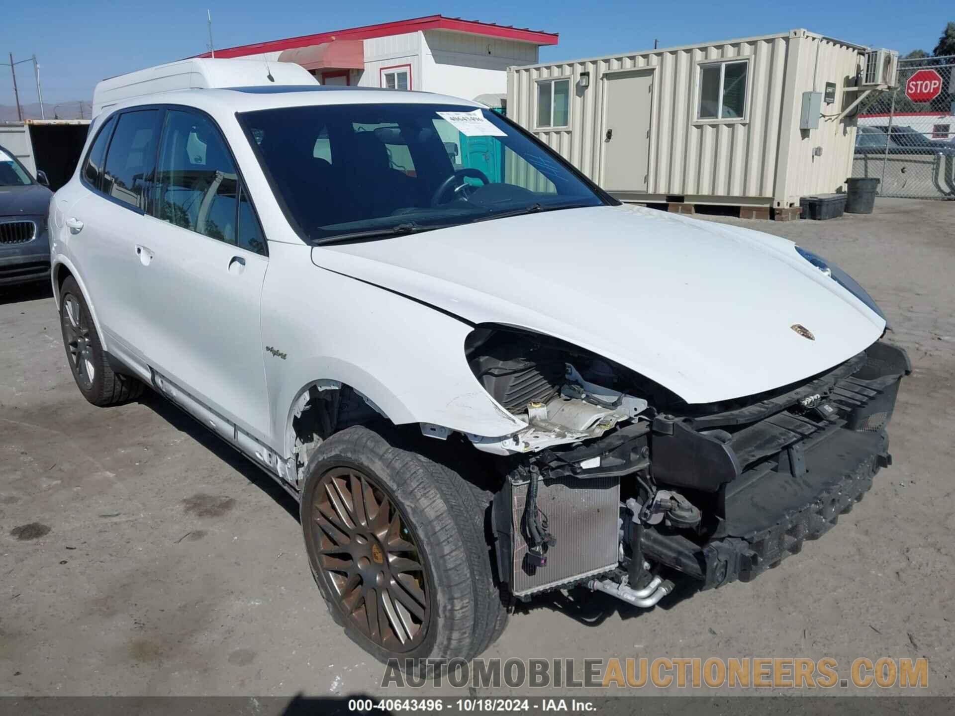 WP1AE2A25HLA74766 PORSCHE CAYENNE E-HYBRID 2017