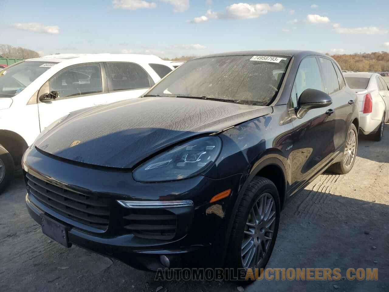 WP1AE2A26FLA53129 PORSCHE CAYENNE 2015