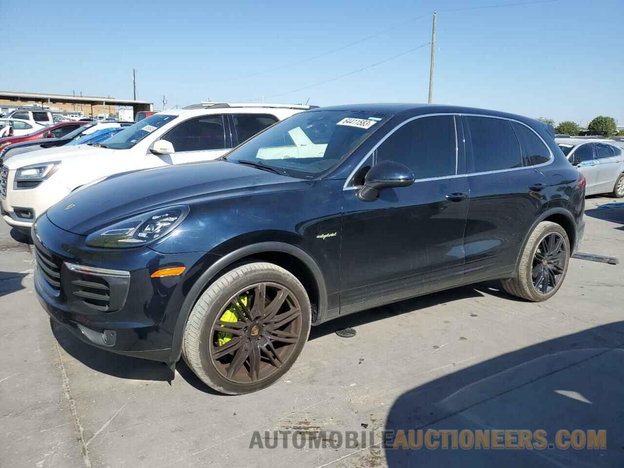 WP1AE2A27FLA51163 PORSCHE CAYENNE 2015