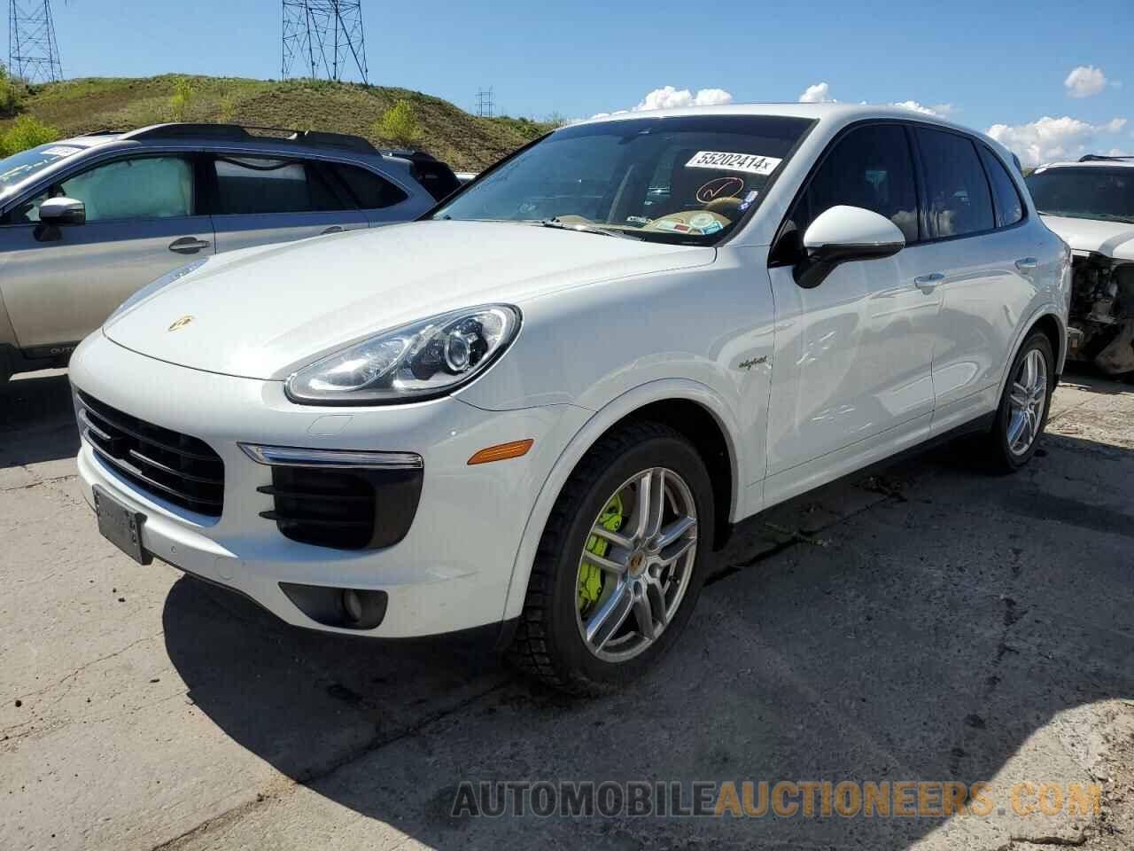 WP1AE2A28HLA68279 PORSCHE CAYENNE 2017