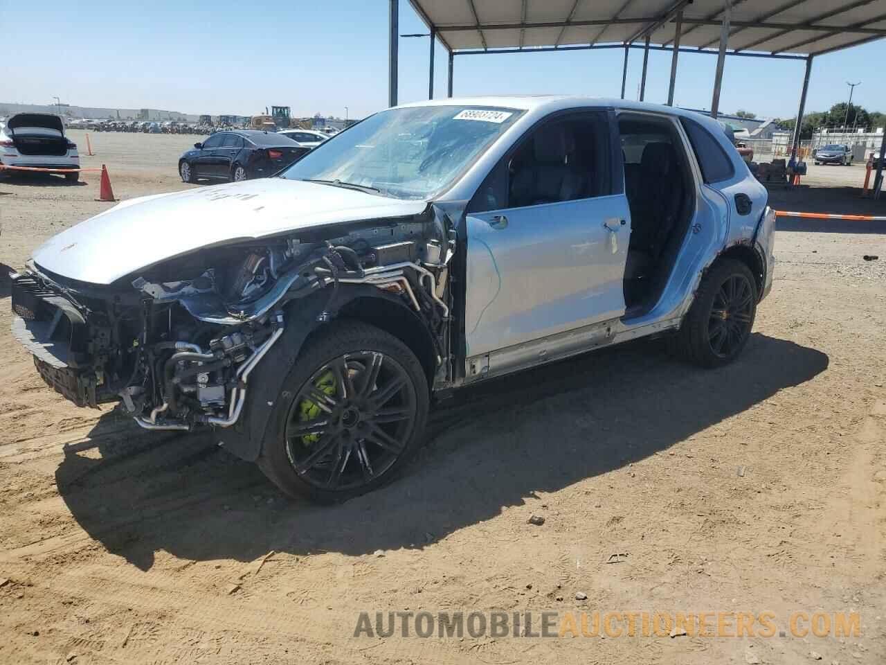 WP1AE2A28JLA72452 PORSCHE CAYENNE 2018