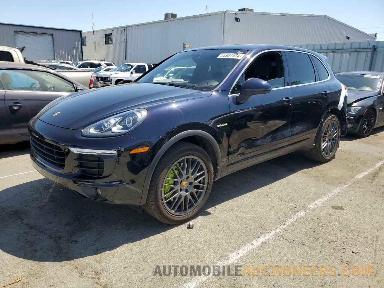 WP1AE2A29GLA17680 PORSCHE CAYENNE 2016