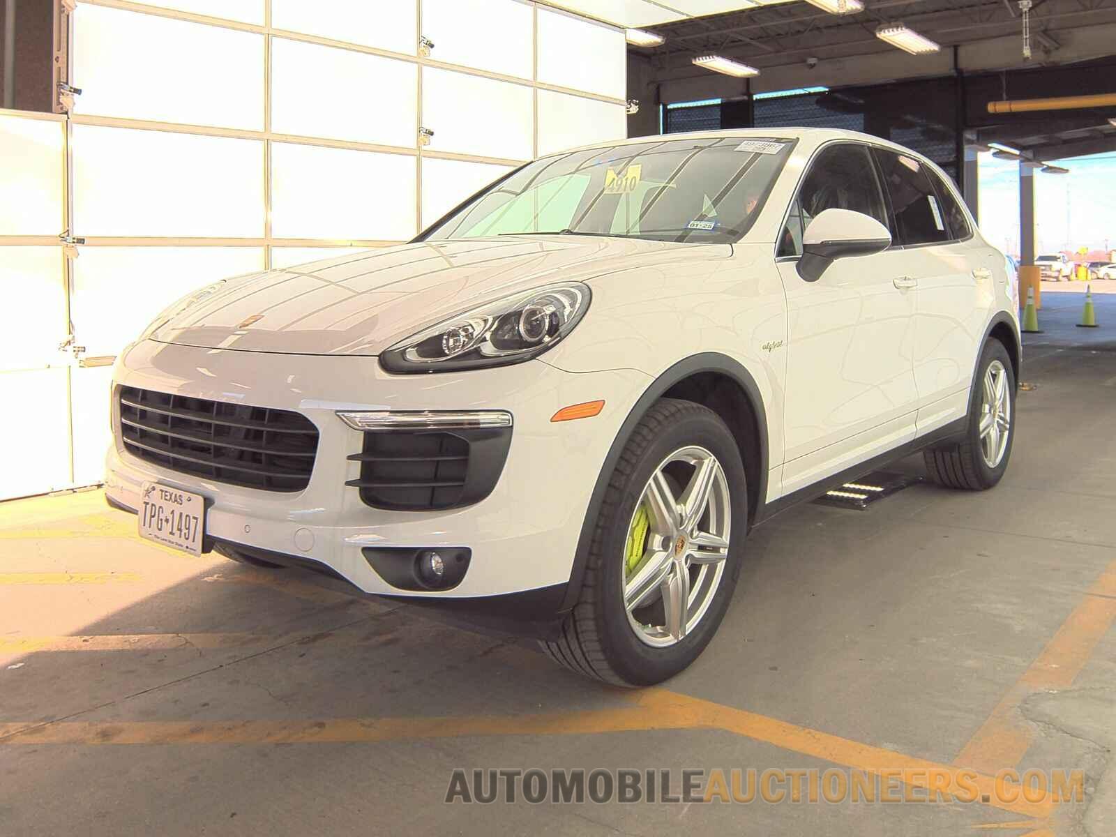 WP1AE2A29GLA62117 Porsche Cayenne 2016