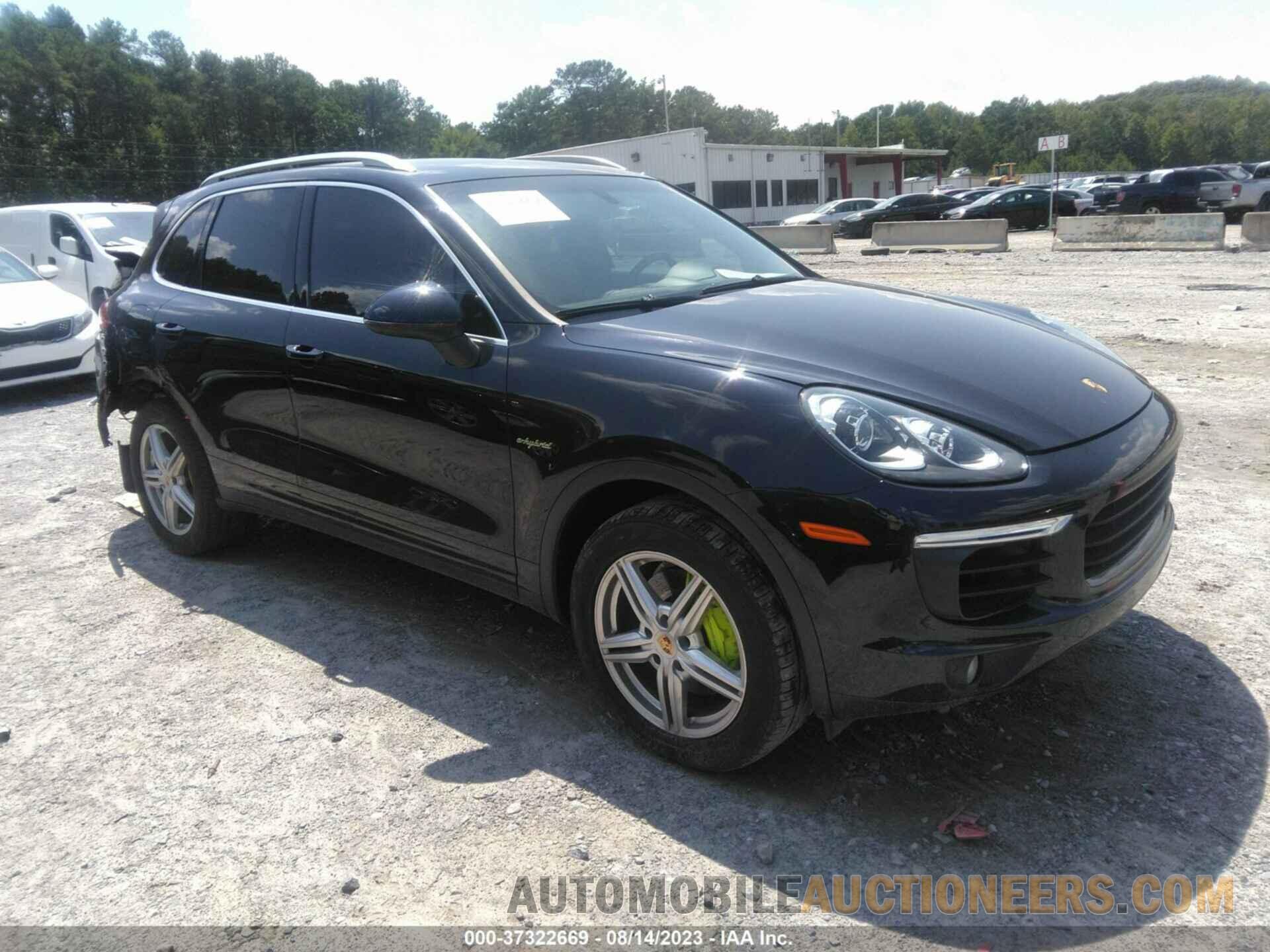 WP1AE2A29GLA64126 PORSCHE CAYENNE 2016