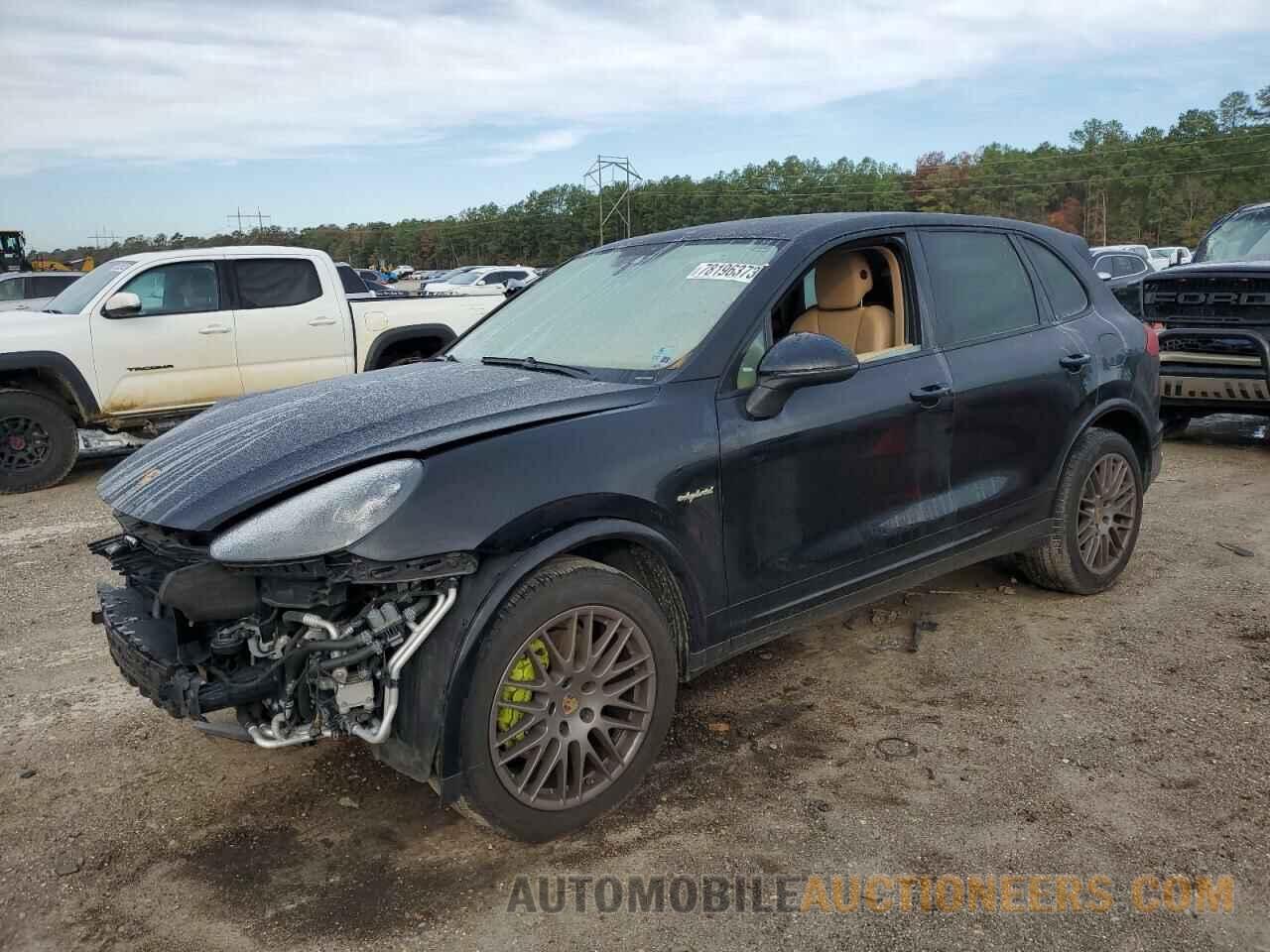 WP1AE2A29HLA69456 PORSCHE CAYENNE 2017