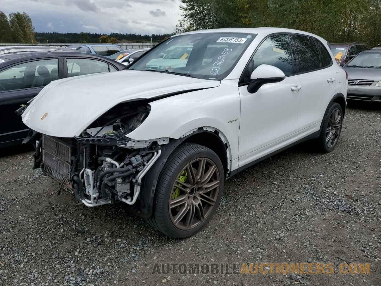 WP1AE2A2XGLA62949 PORSCHE CAYENNE 2016