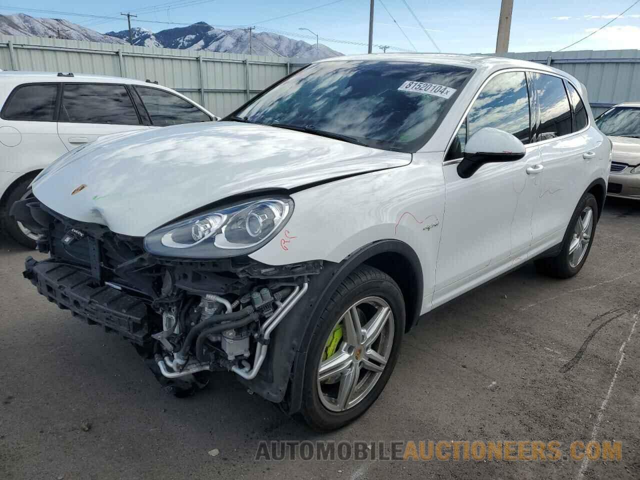 WP1AE2A2XGLA64524 PORSCHE CAYENNE 2016