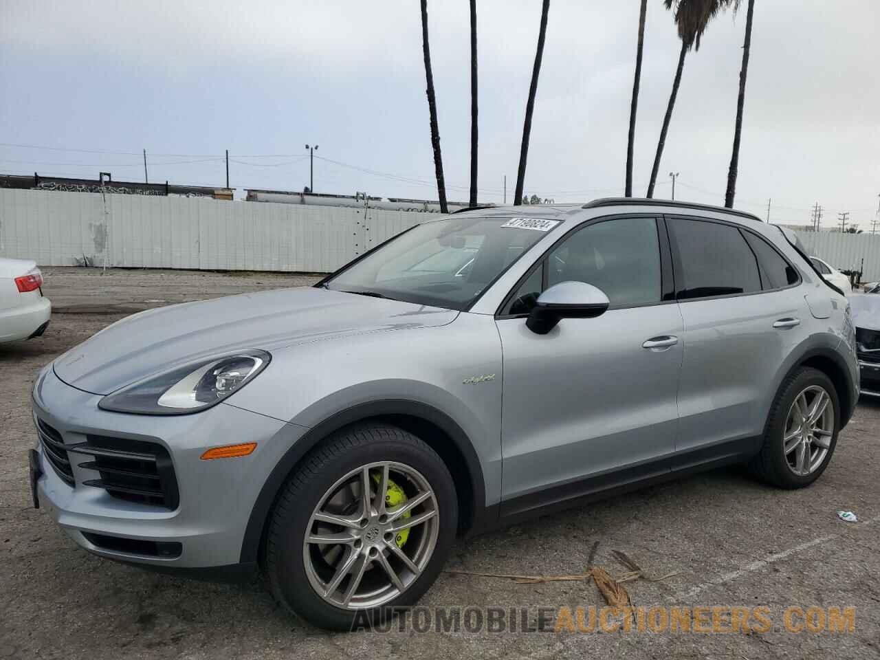 WP1AE2AY0LDA22565 PORSCHE CAYENNE 2020