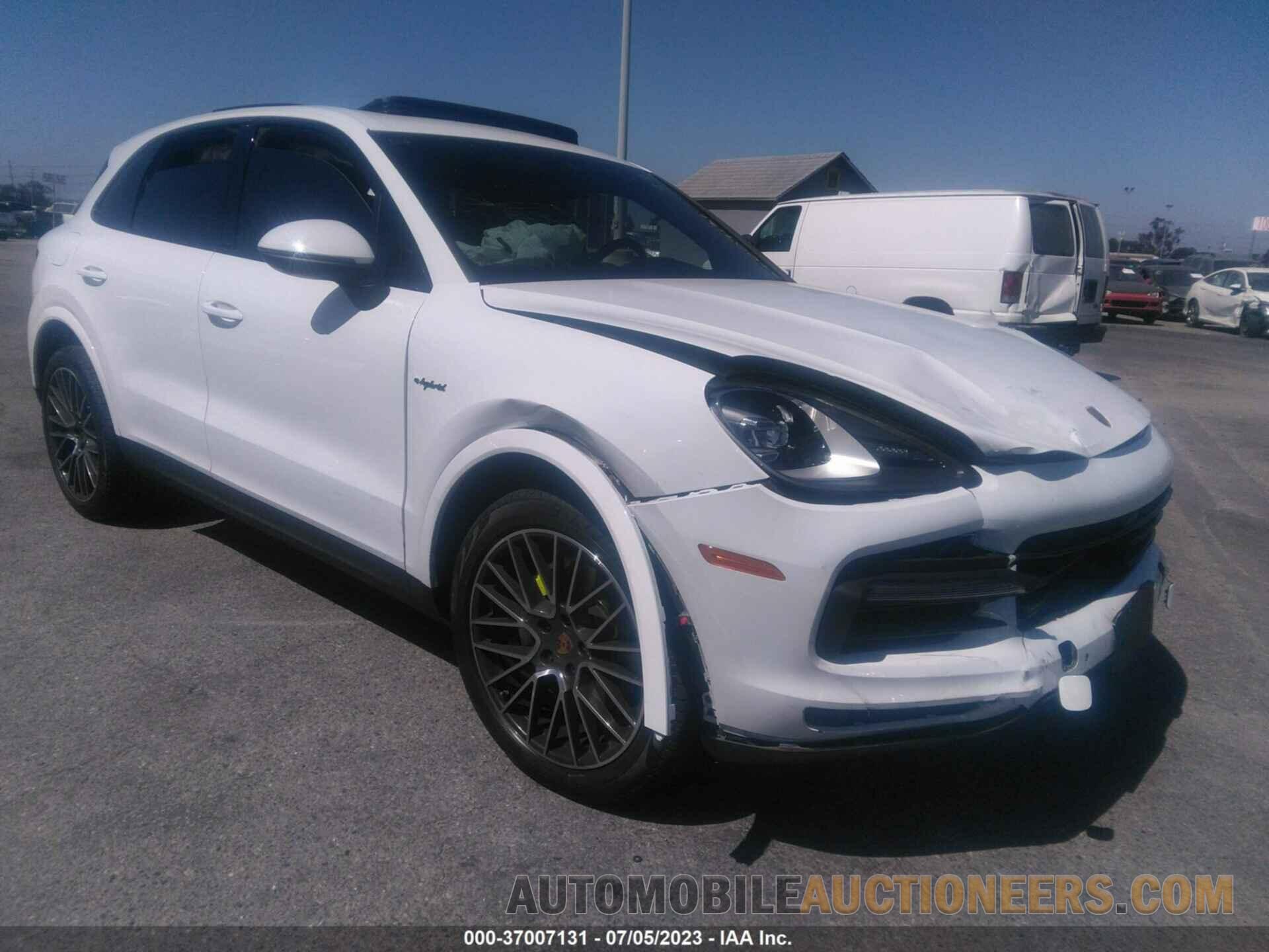 WP1AE2AY4LDA23041 PORSCHE CAYENNE 2020