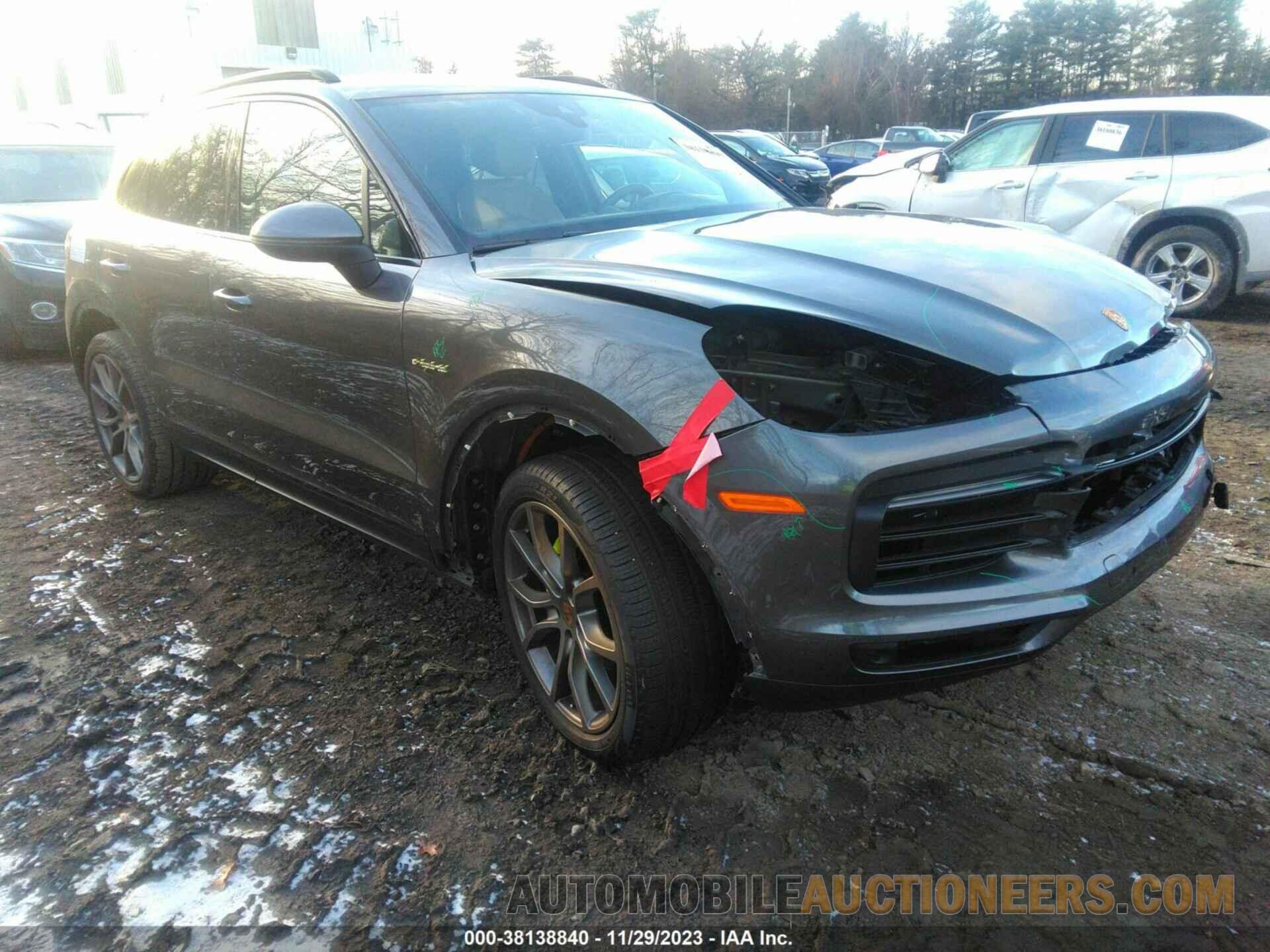 WP1AE2AY5LDA22707 PORSCHE CAYENNE E-HYBRID 2020