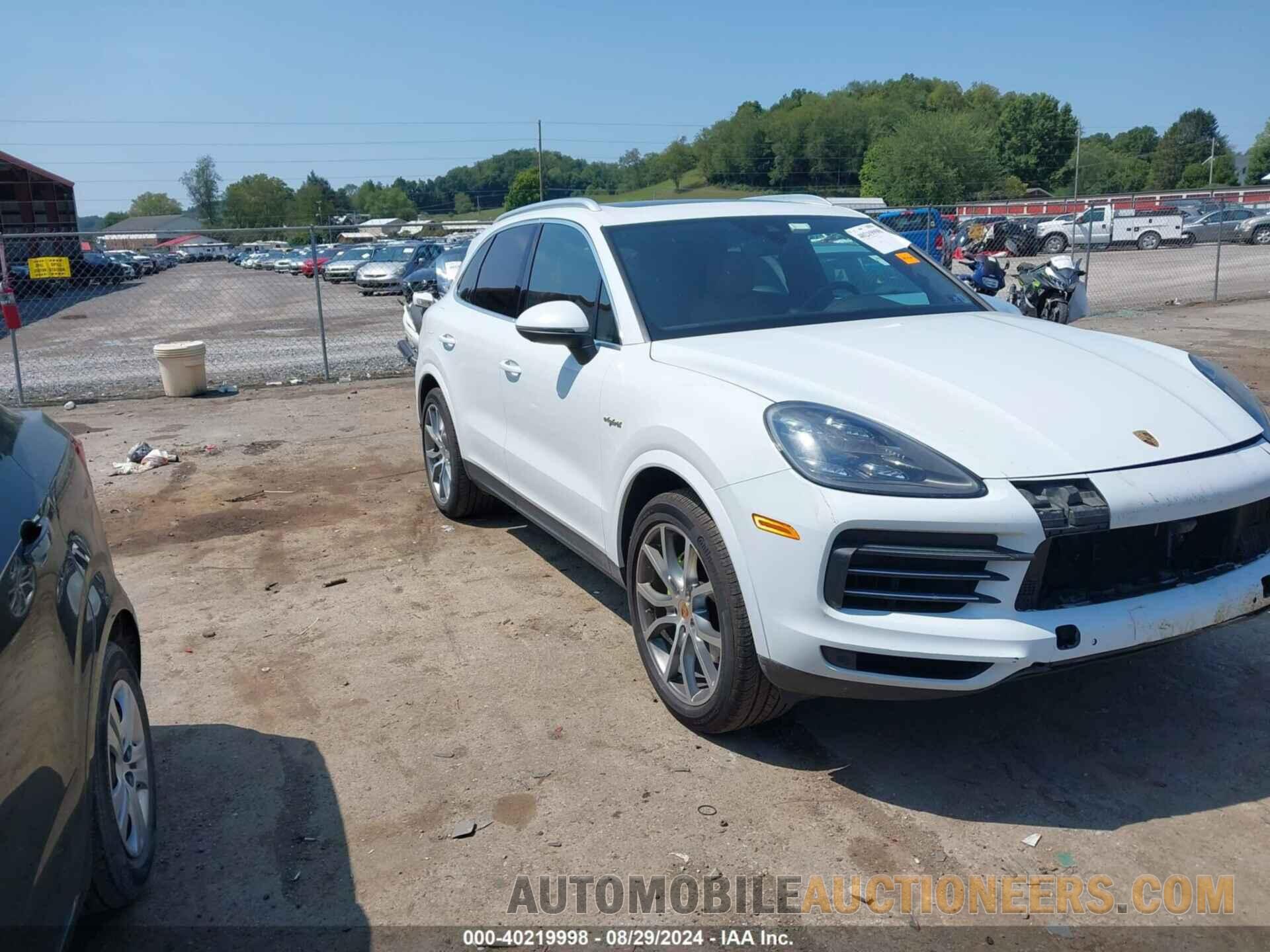 WP1AE2AYXLDA22234 PORSCHE CAYENNE E-HYBRID 2020