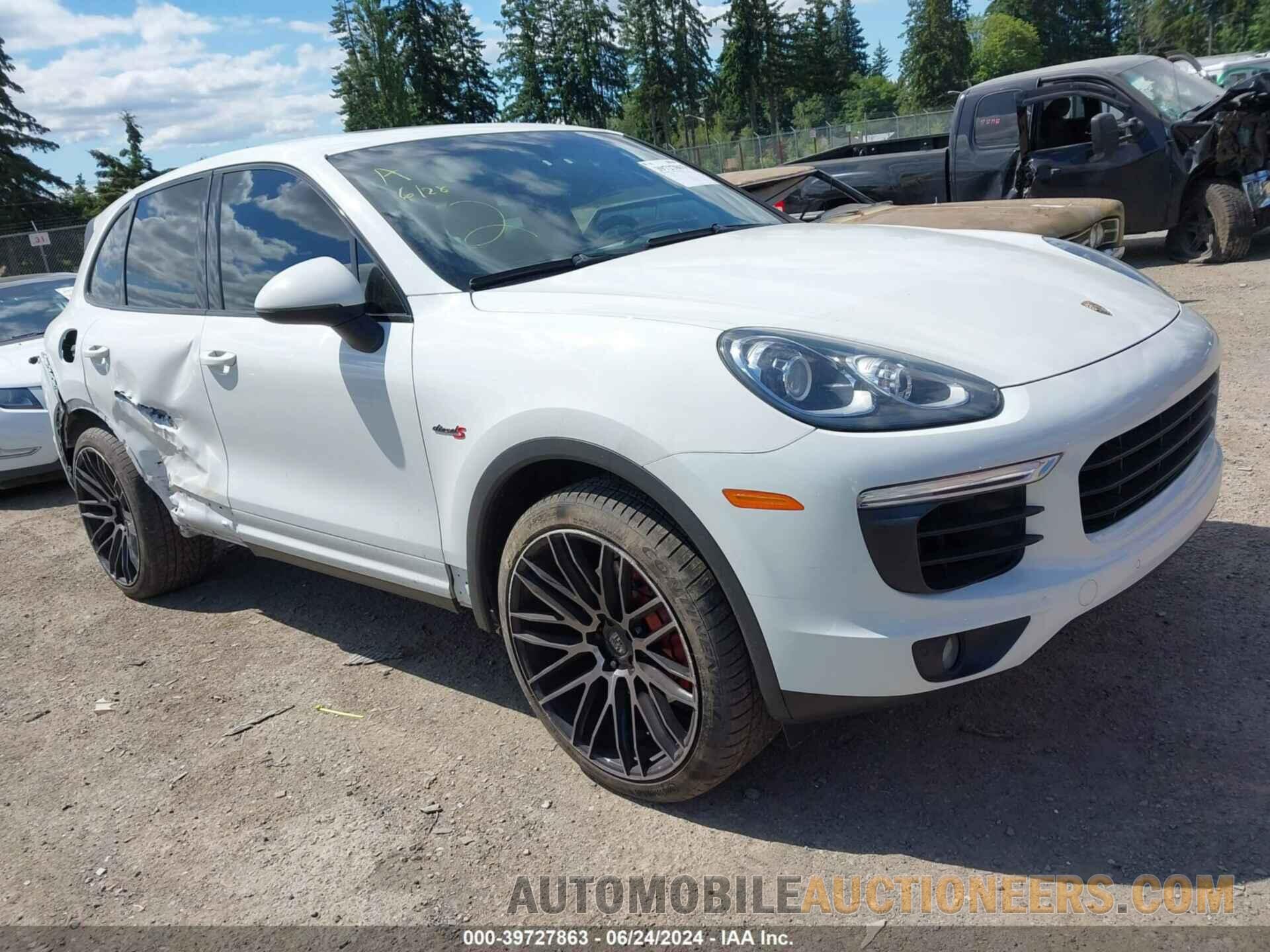 WP1AF2A21FLA30760 PORSCHE CAYENNE 2015