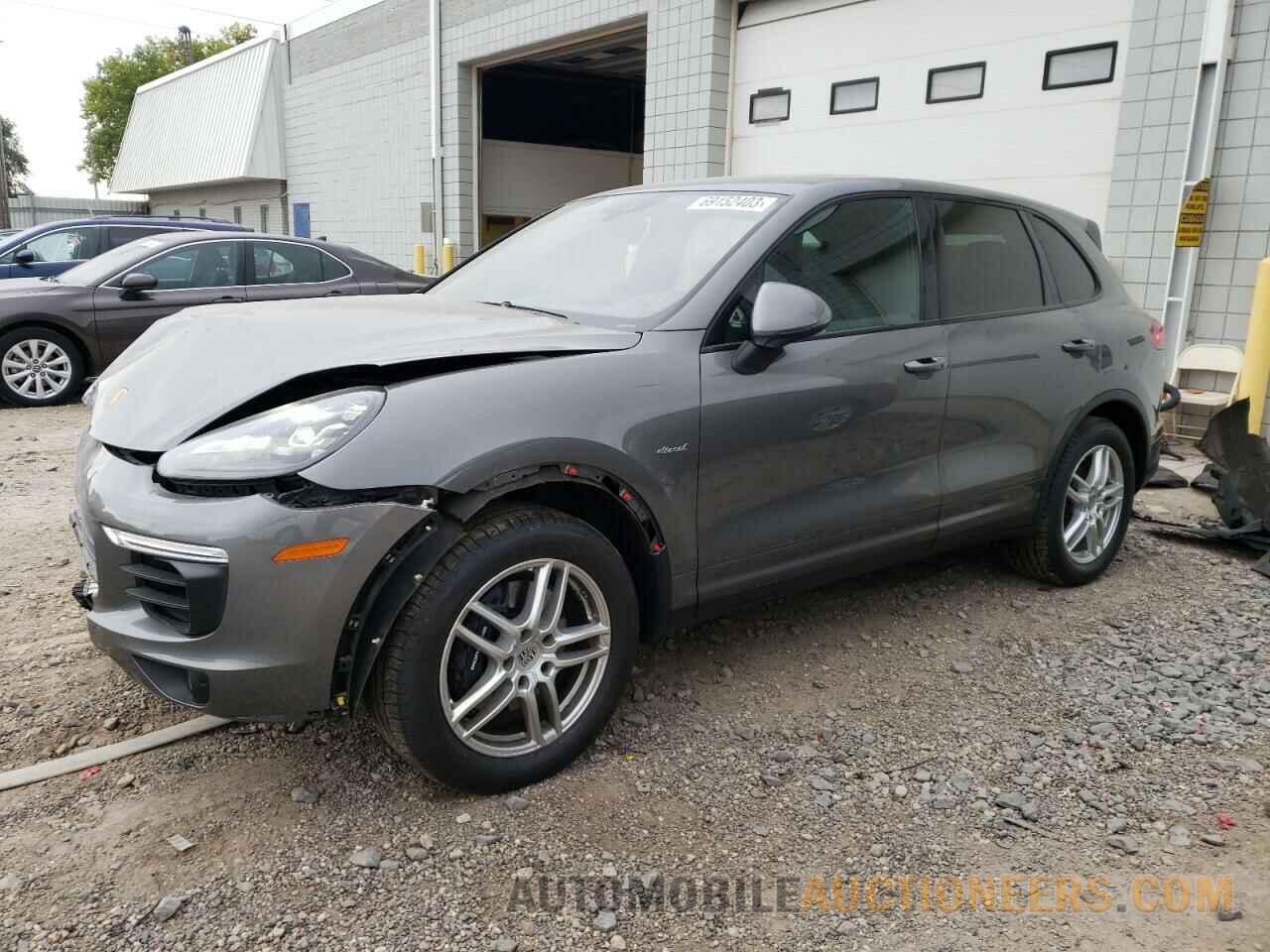 WP1AF2A21FLA35201 PORSCHE CAYENNE 2015